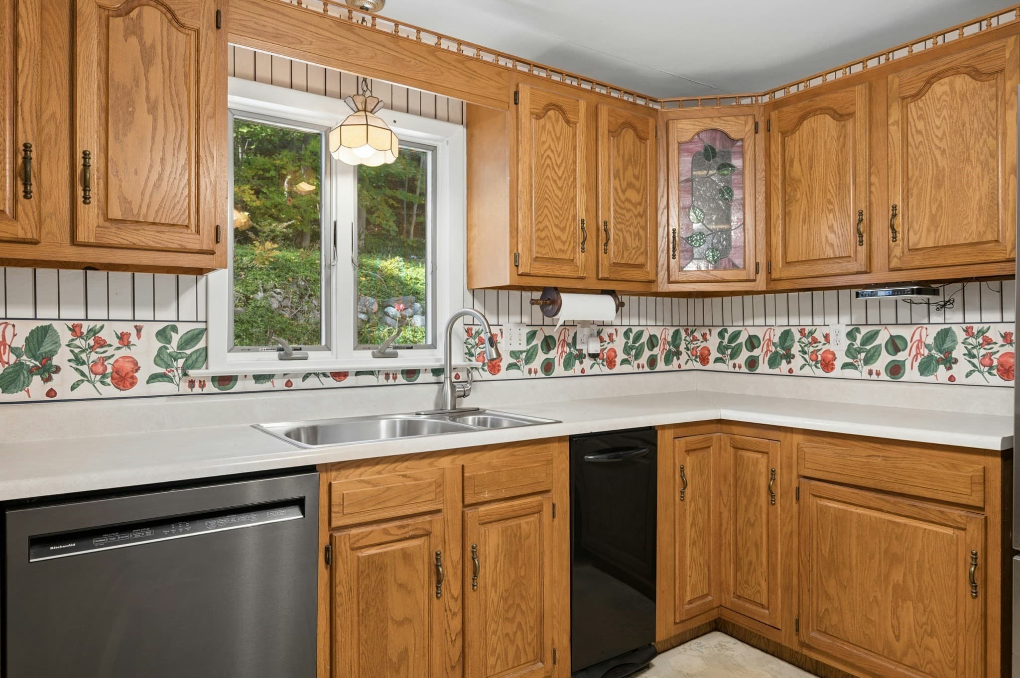 Single Family Residence at 34 Saint Elmo Road, Worcester MA 01602, photo 11 of 42