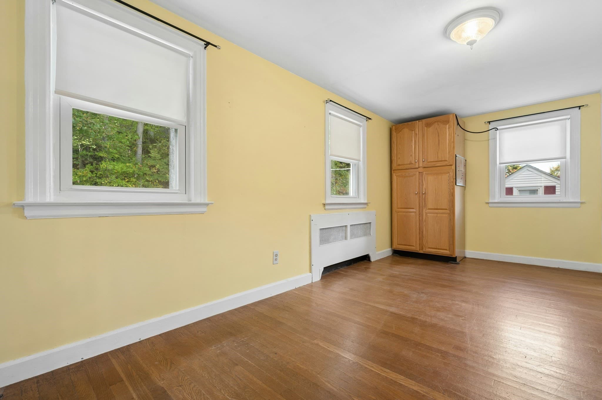 Single Family Residence at 34 Saint Elmo Road, Worcester MA 01602, photo 29 of 42