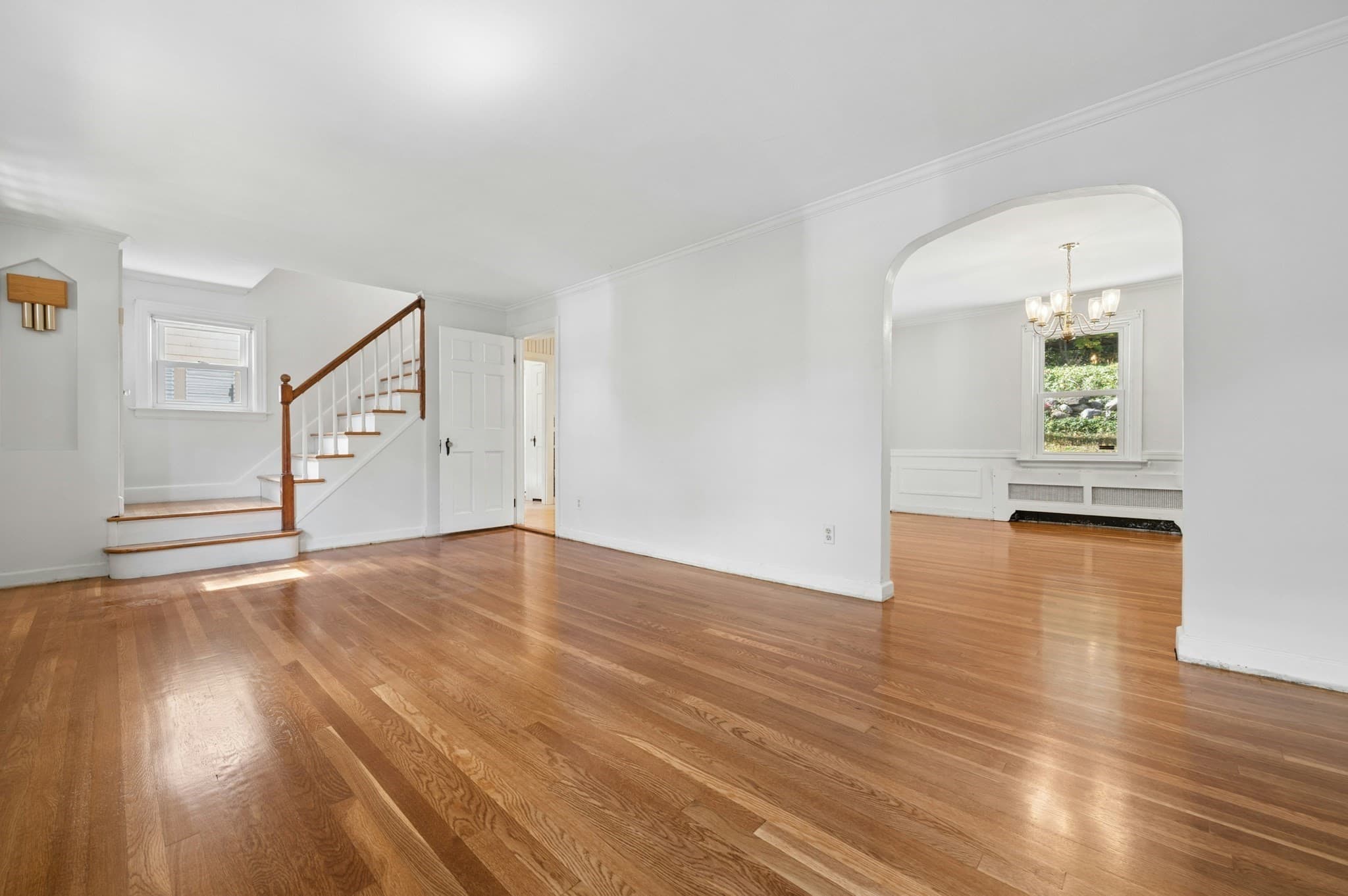 Single Family Residence at 34 Saint Elmo Road, Worcester MA 01602, photo 8 of 42