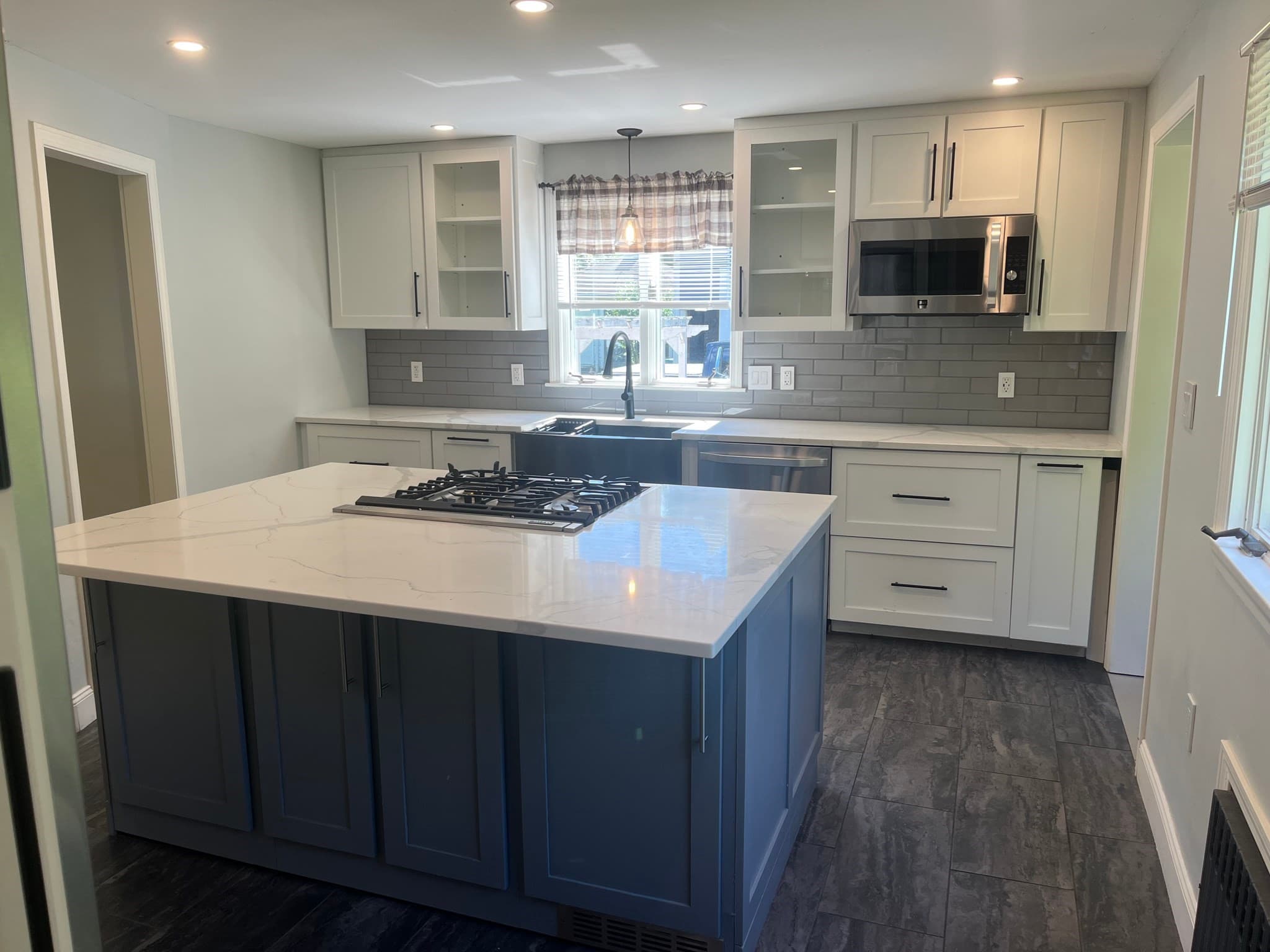 Single Family Residence at 19 Montello, Middleboro MA 02346, Middleboro, photo 3 of 41