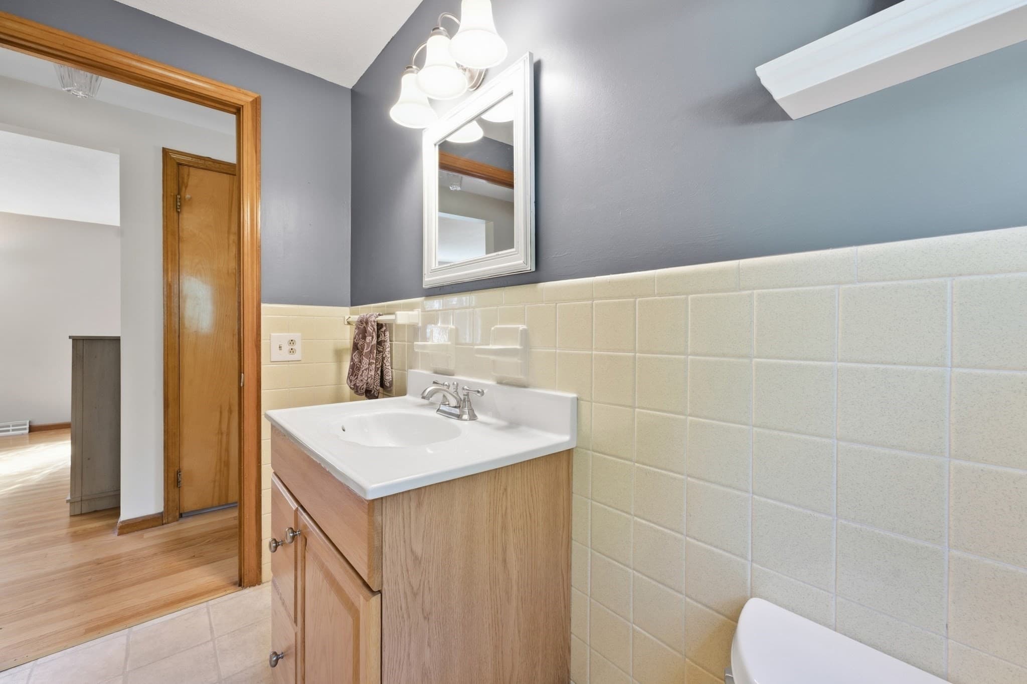 Single Family Residence at 158 Telegraph Ave, Chicopee MA 01020, Chicopee, photo 28 of 42