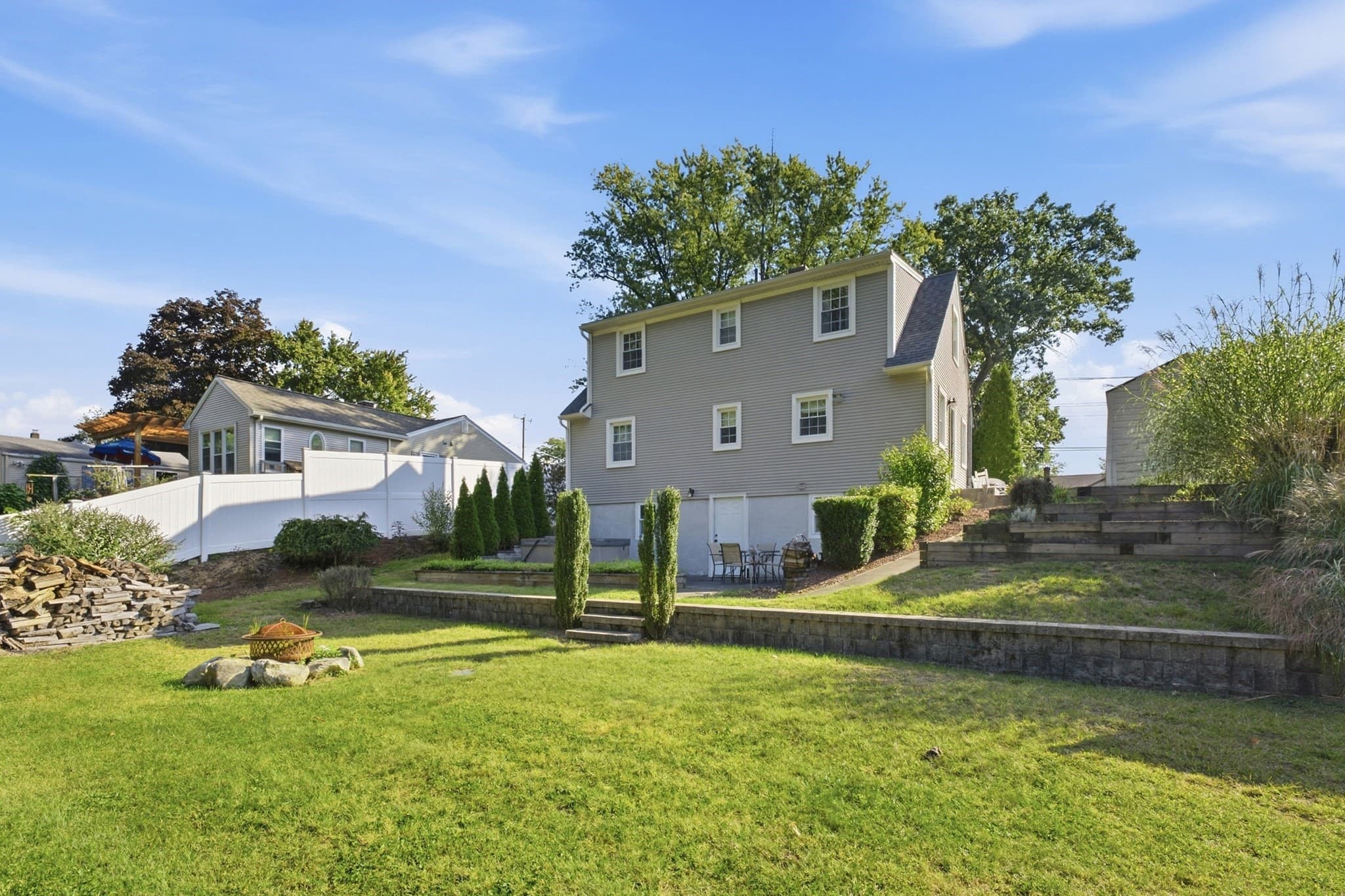 Single Family Residence at 158 Telegraph Ave, Chicopee MA 01020, Chicopee, photo 41 of 42