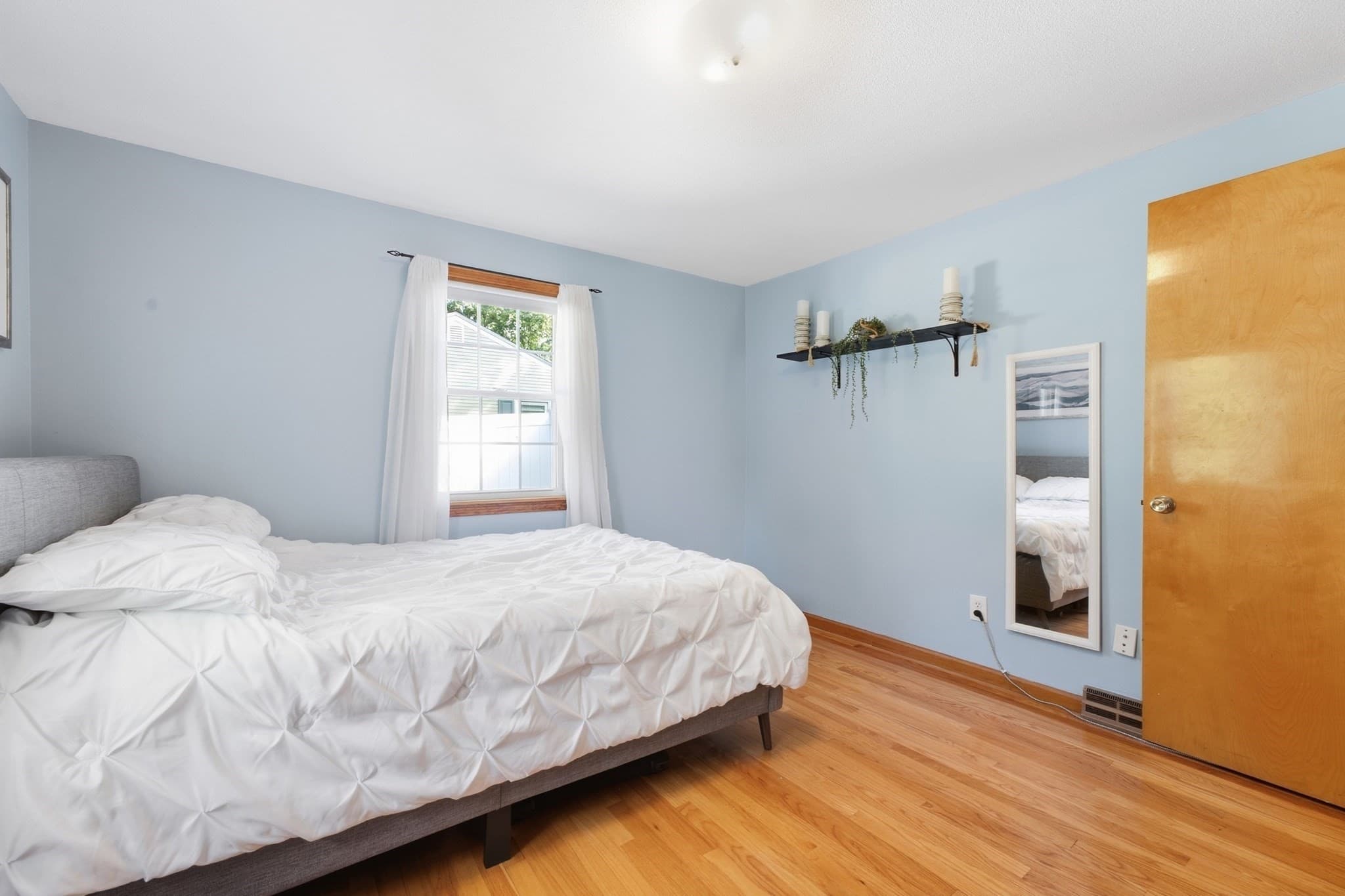 Single Family Residence at 158 Telegraph Ave, Chicopee MA 01020, Chicopee, photo 15 of 42