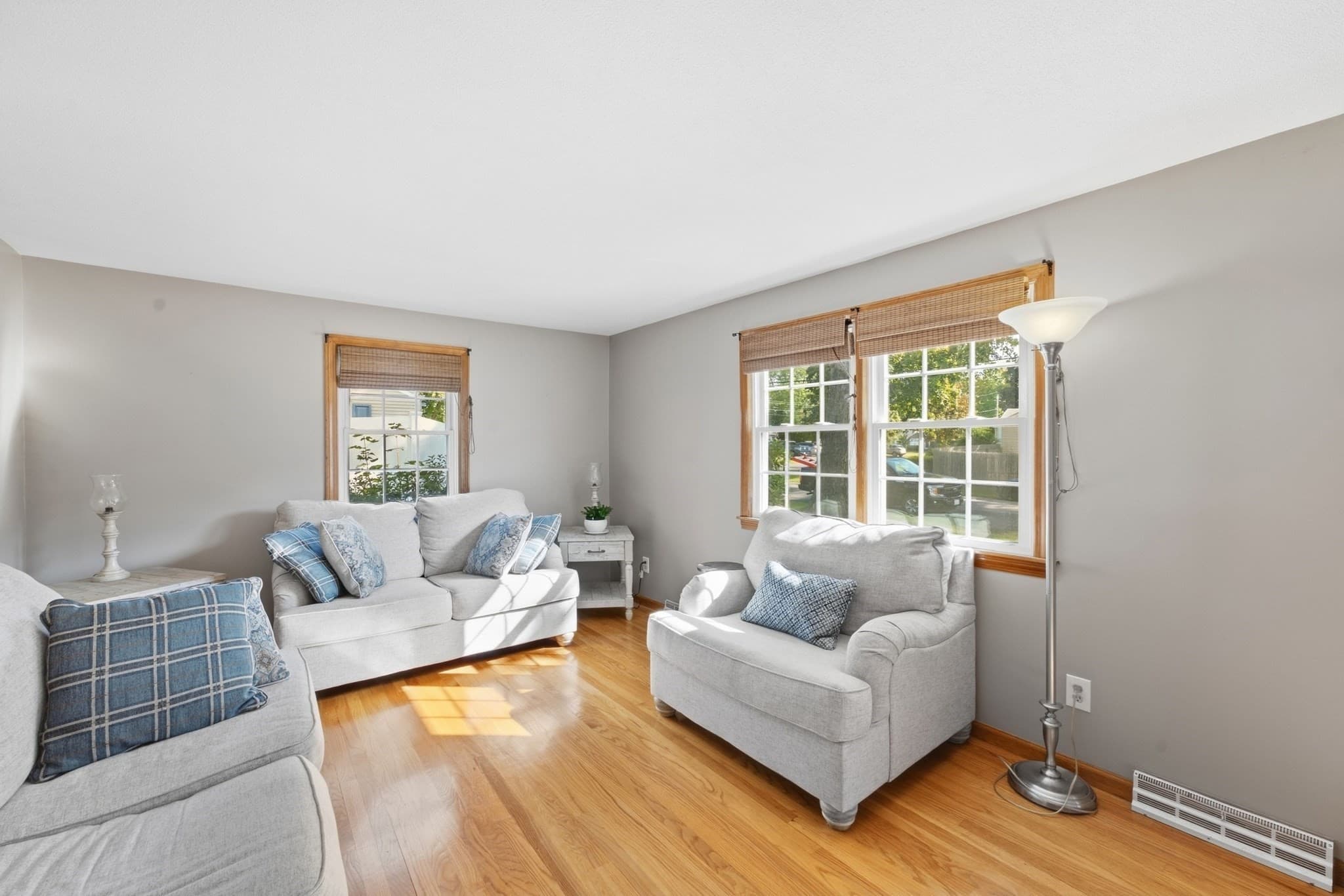 Single Family Residence at 158 Telegraph Ave, Chicopee MA 01020, Chicopee, photo 4 of 42