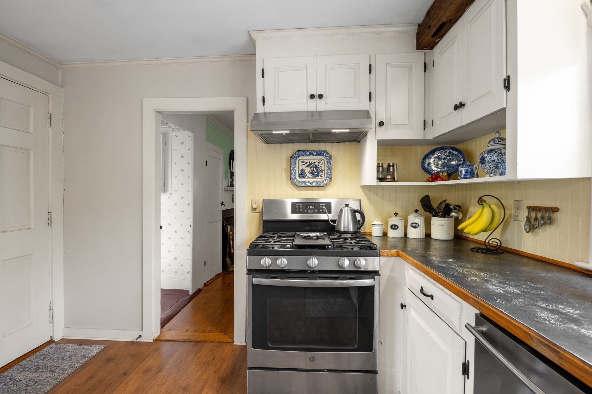 Single Family Residence at 95 Millway, Barnstable MA 02630, Barnstable, photo 6 of 42