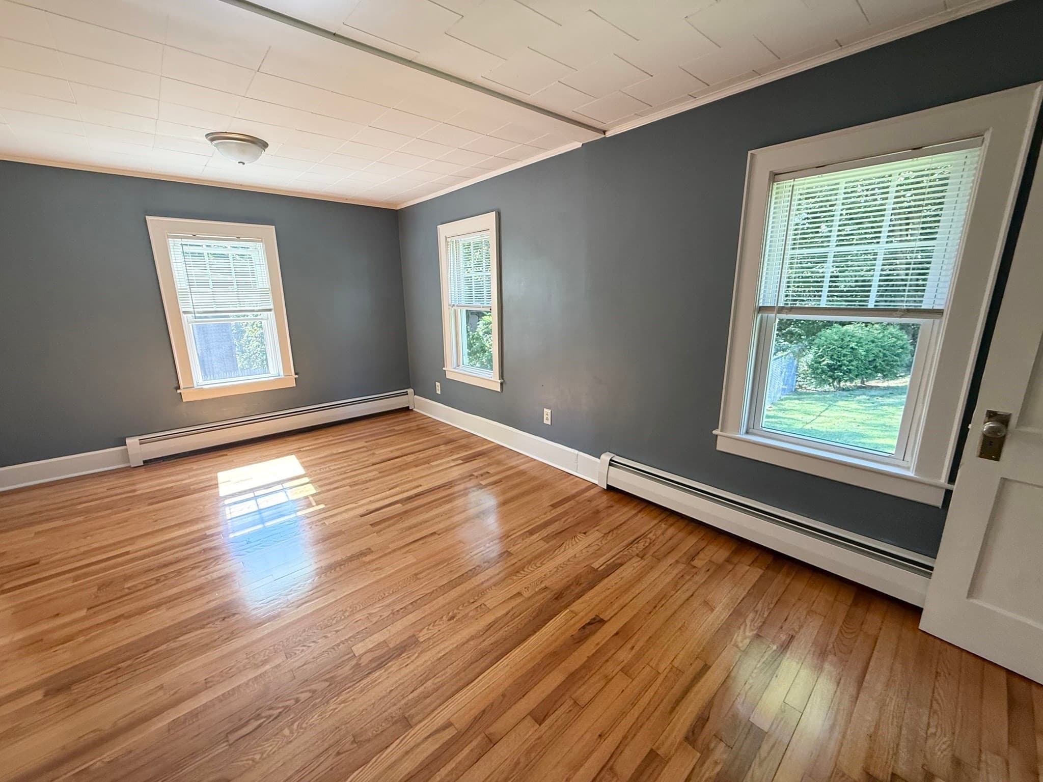 Single Family Residence at 39 Main St, Sturbridge MA 01566, Sturbridge, photo 10 of 24