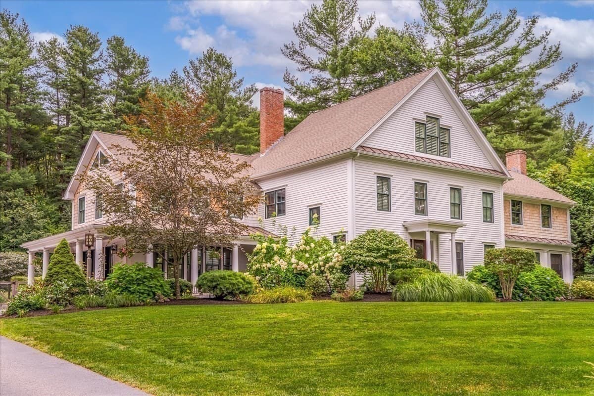 Single Family Residence at 11 Gilbert Way, Millbury MA 01527, photo 3 of 42