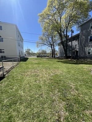 Residential at 13 Sigel St, Worcester MA 01610, Worcester, photo 3 of 5