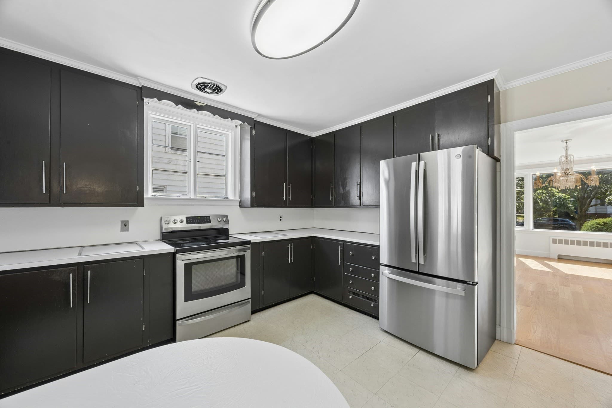 Single Family Residence at 220 Mountain Ave, Malden MA 02148, Malden, photo 6 of 39