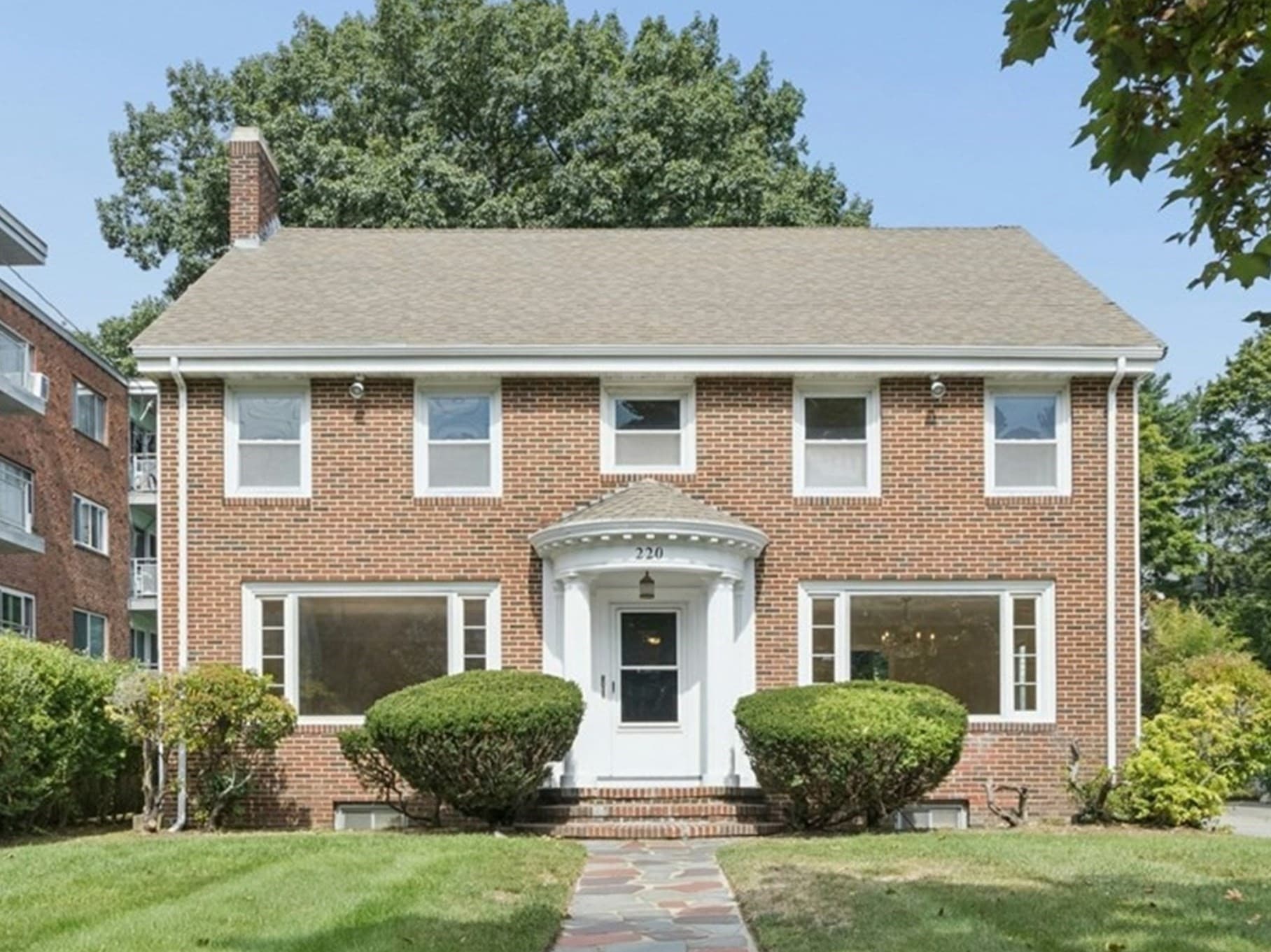 220 Mountain Ave, Malden MA 02148