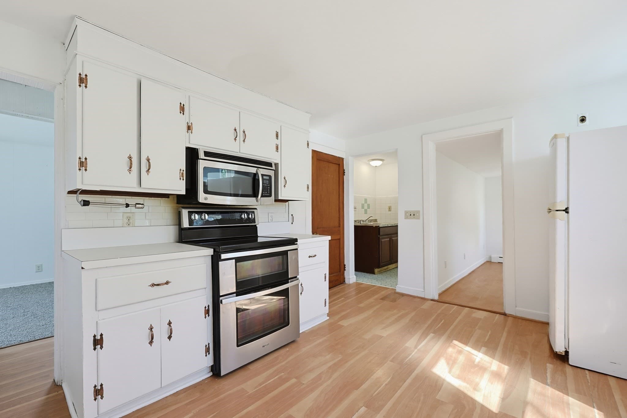Single Family Residence at 28 Monroe St, Norwood MA 02062, Norwood, photo 2 of 42