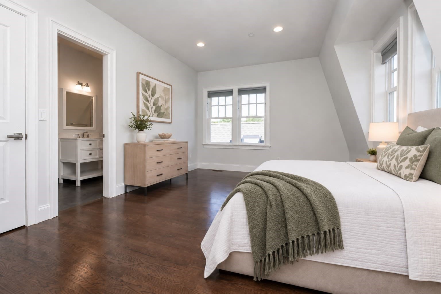 Condominium at 141 W 6th St # 3, Boston MA 02127, Boston, photo 24 of 42