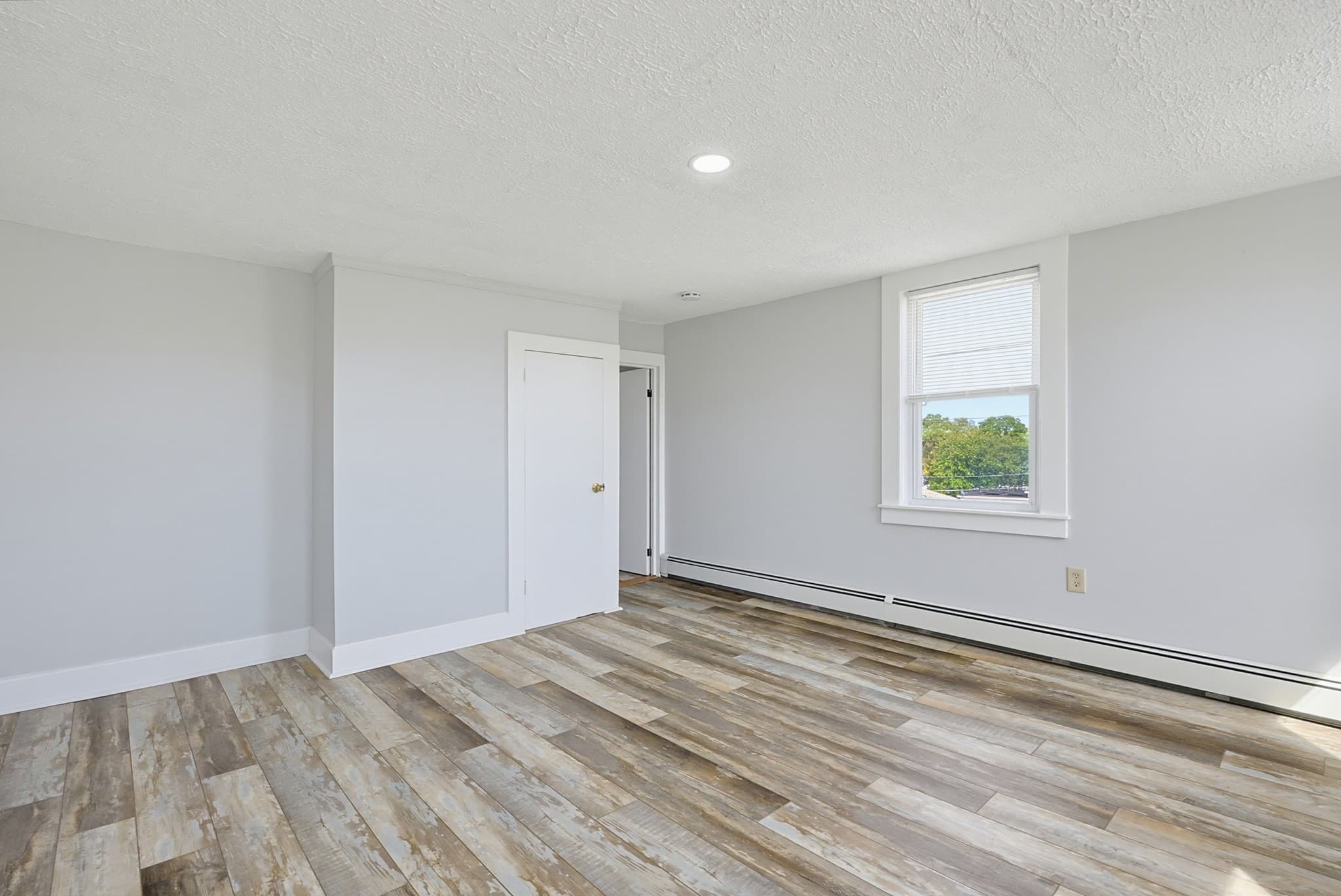 3 Family at 87 West St, Milford MA 01757, Milford, photo 27 of 42