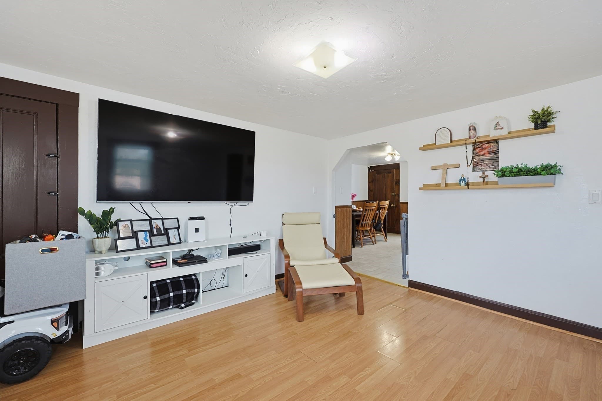 3 Family at 87 West St, Milford MA 01757, Milford, photo 12 of 42