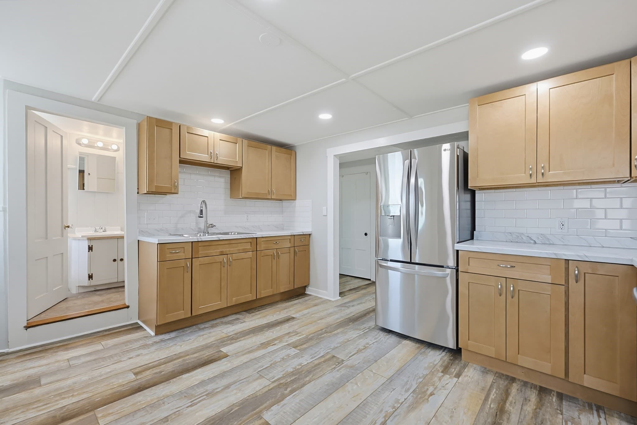 3 Family at 87 West St, Milford MA 01757, Milford, photo 20 of 42