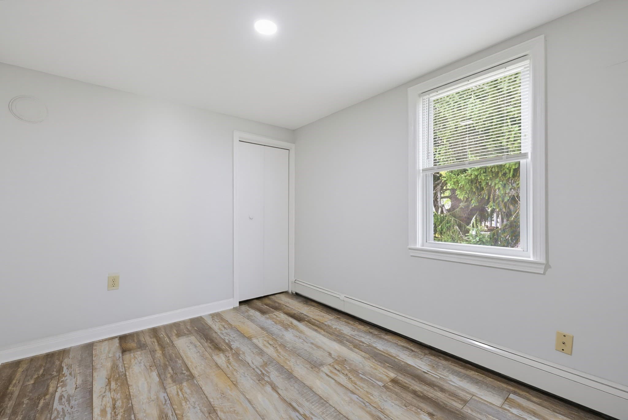 3 Family at 87 West St, Milford MA 01757, Milford, photo 30 of 42