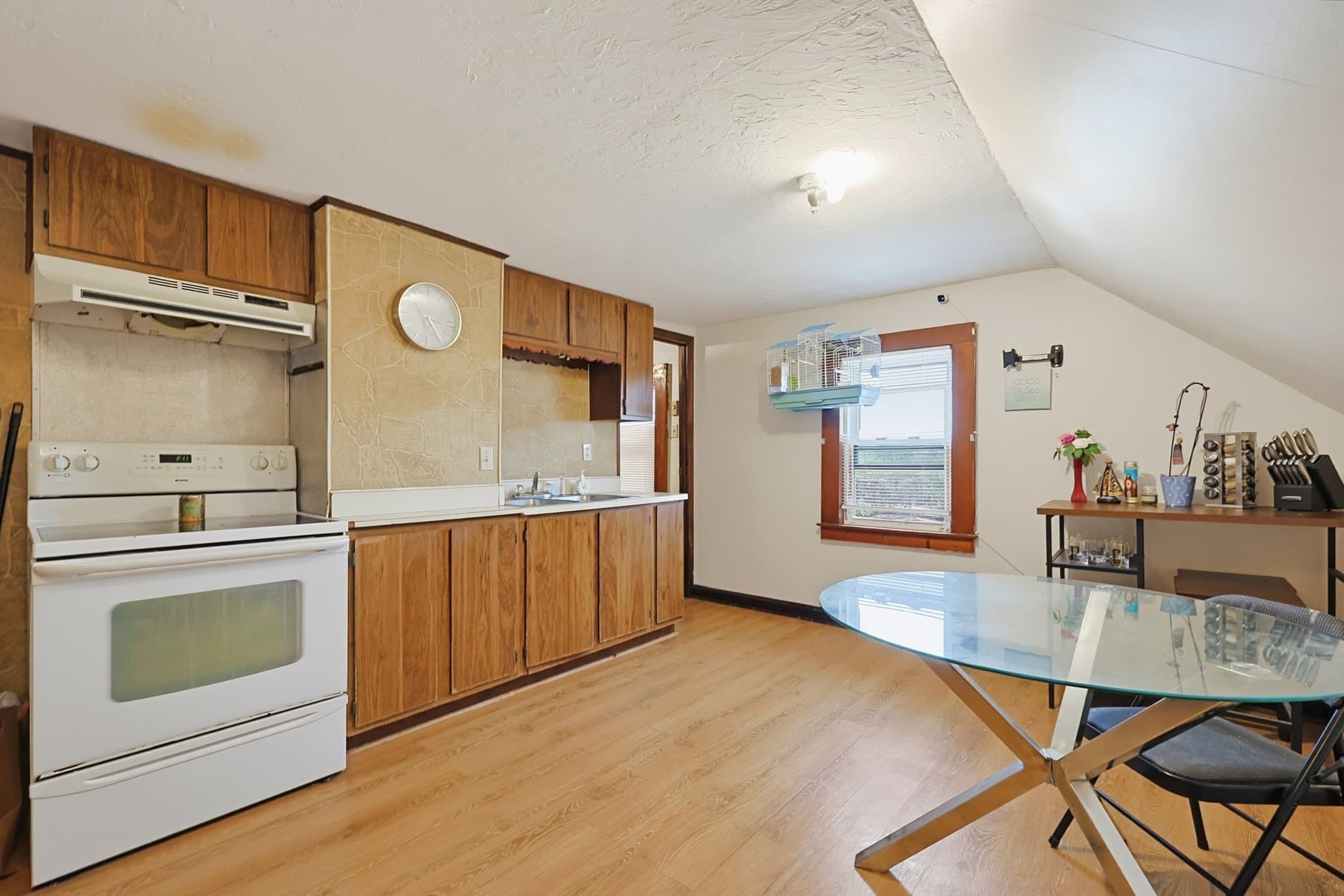 3 Family at 87 West St, Milford MA 01757, Milford, photo 34 of 42