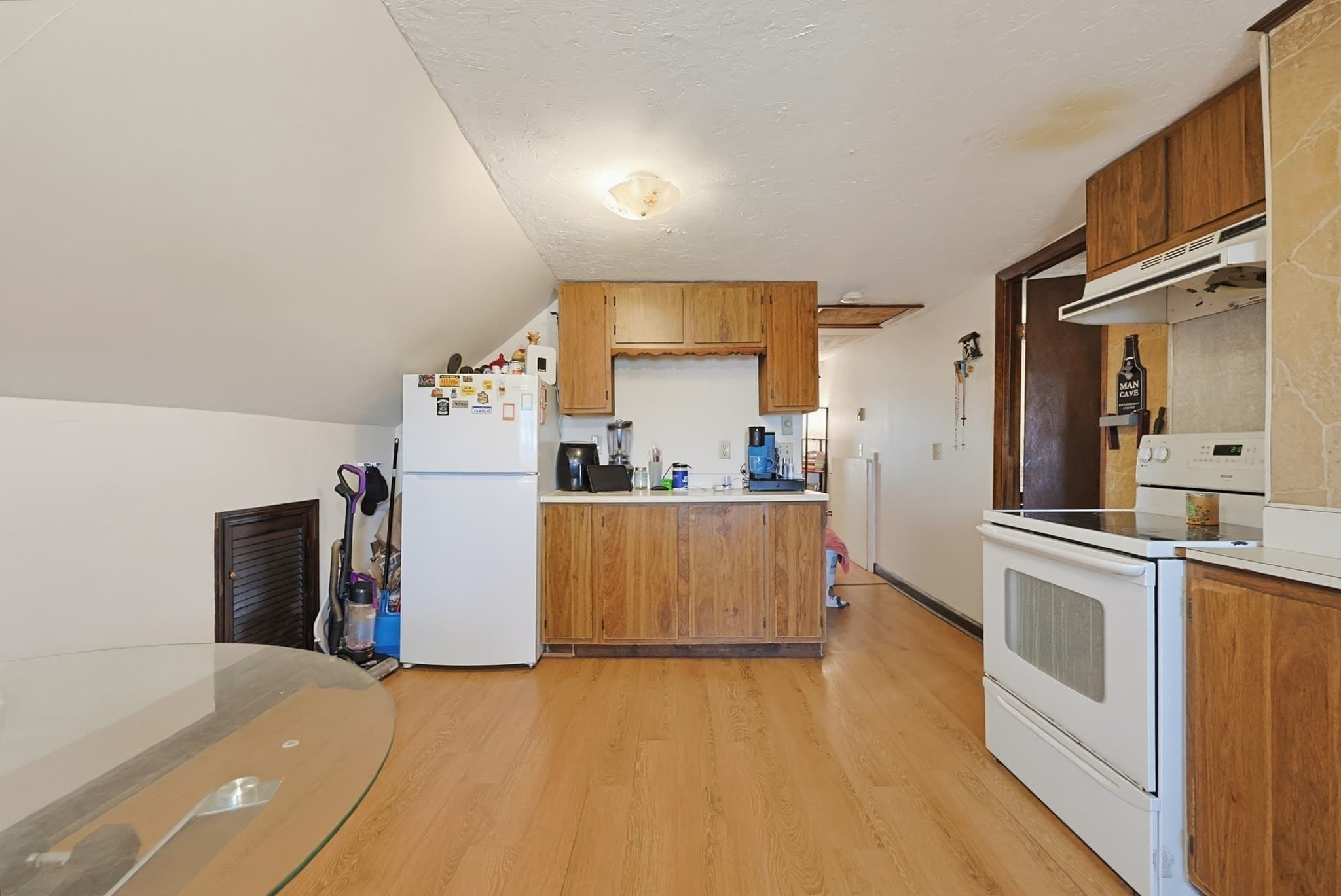 3 Family at 87 West St, Milford MA 01757, Milford, photo 35 of 42