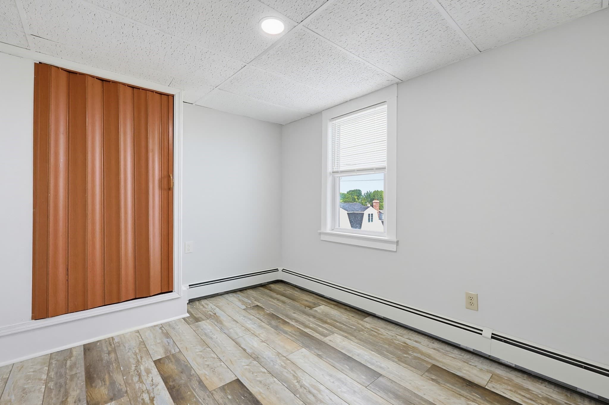 3 Family at 87 West St, Milford MA 01757, Milford, photo 25 of 42