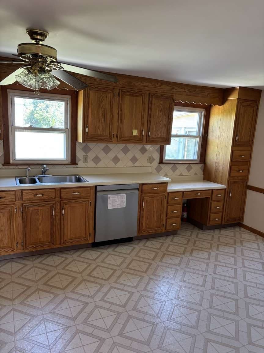 Single Family Residence at 38 Cora Ave, Chicopee MA 01013, Chicopee, photo 4 of 19