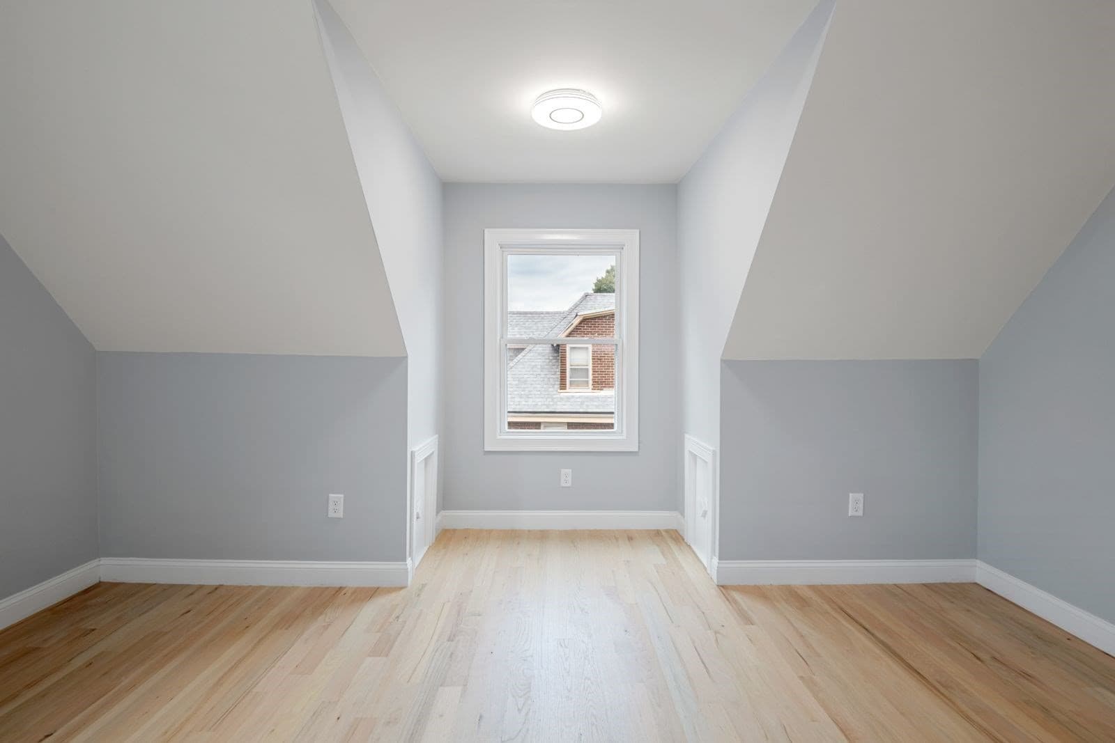 Condominium at 7 Waumbeck # 3, Boston MA 02121, Boston, photo 10 of 18