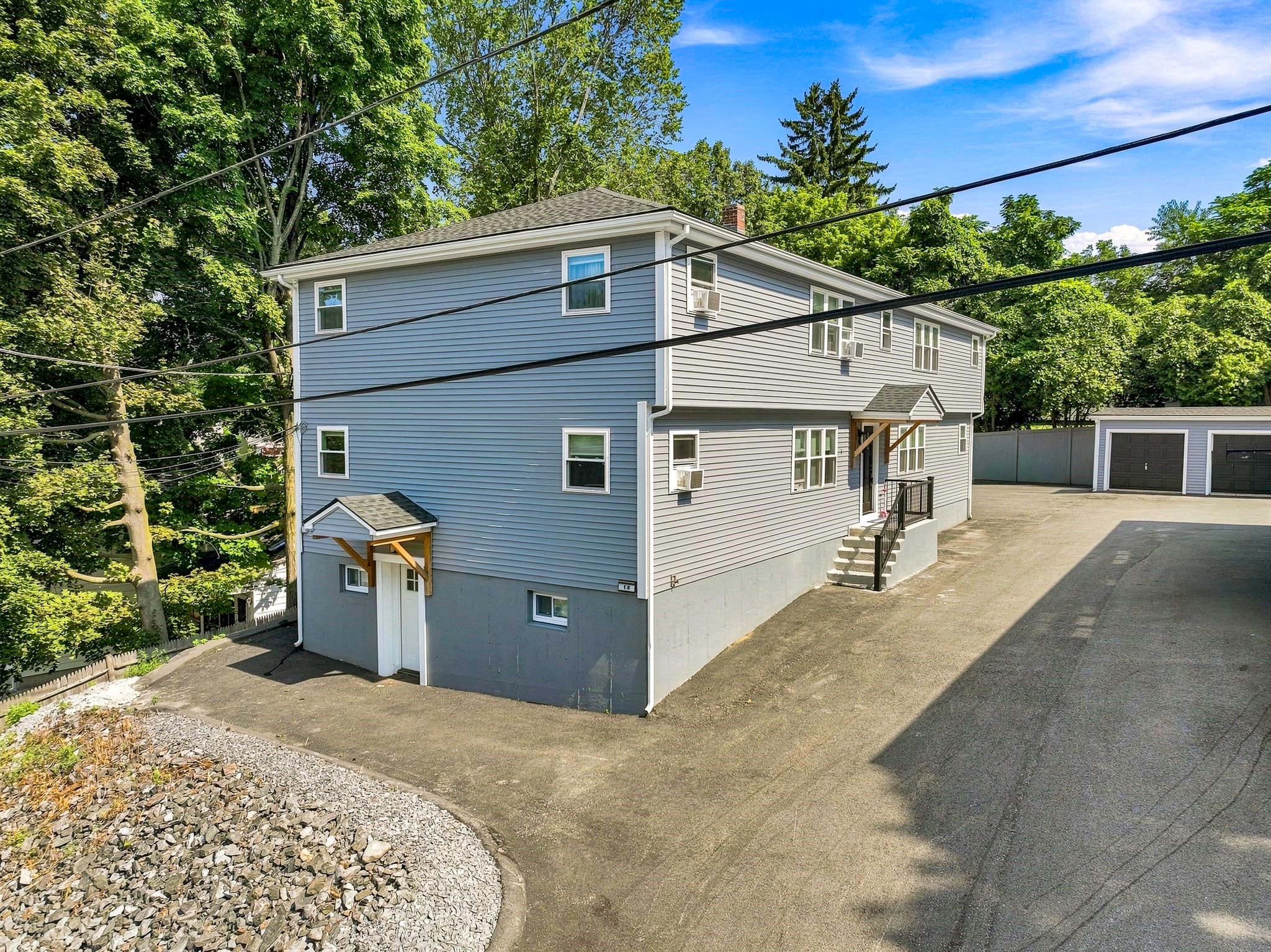 5-9 Family at 12 & 14 Hunnewell Road, Worcester MA 01606, Worcester, photo 6 of 22