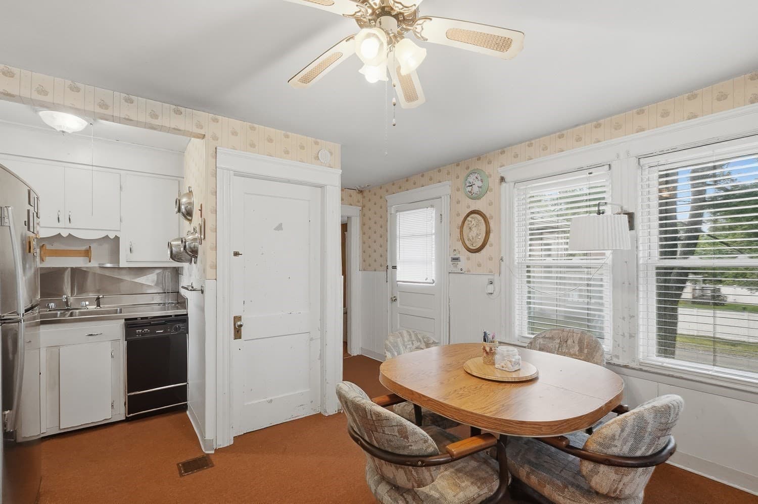 Single Family Residence at 34 Passway One, Worcester MA 01602, Worcester, photo 5 of 38