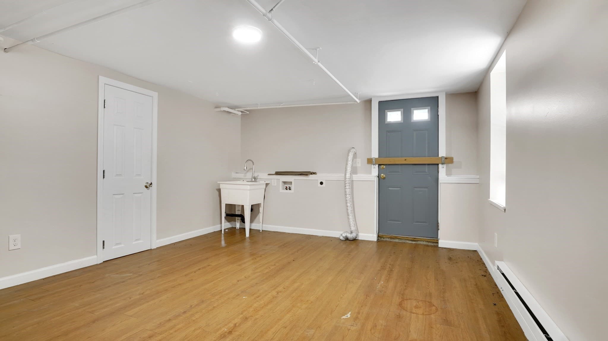 Single Family Residence at 100 Caton Lane, Springfield MA 01151, Springfield, photo 20 of 27
