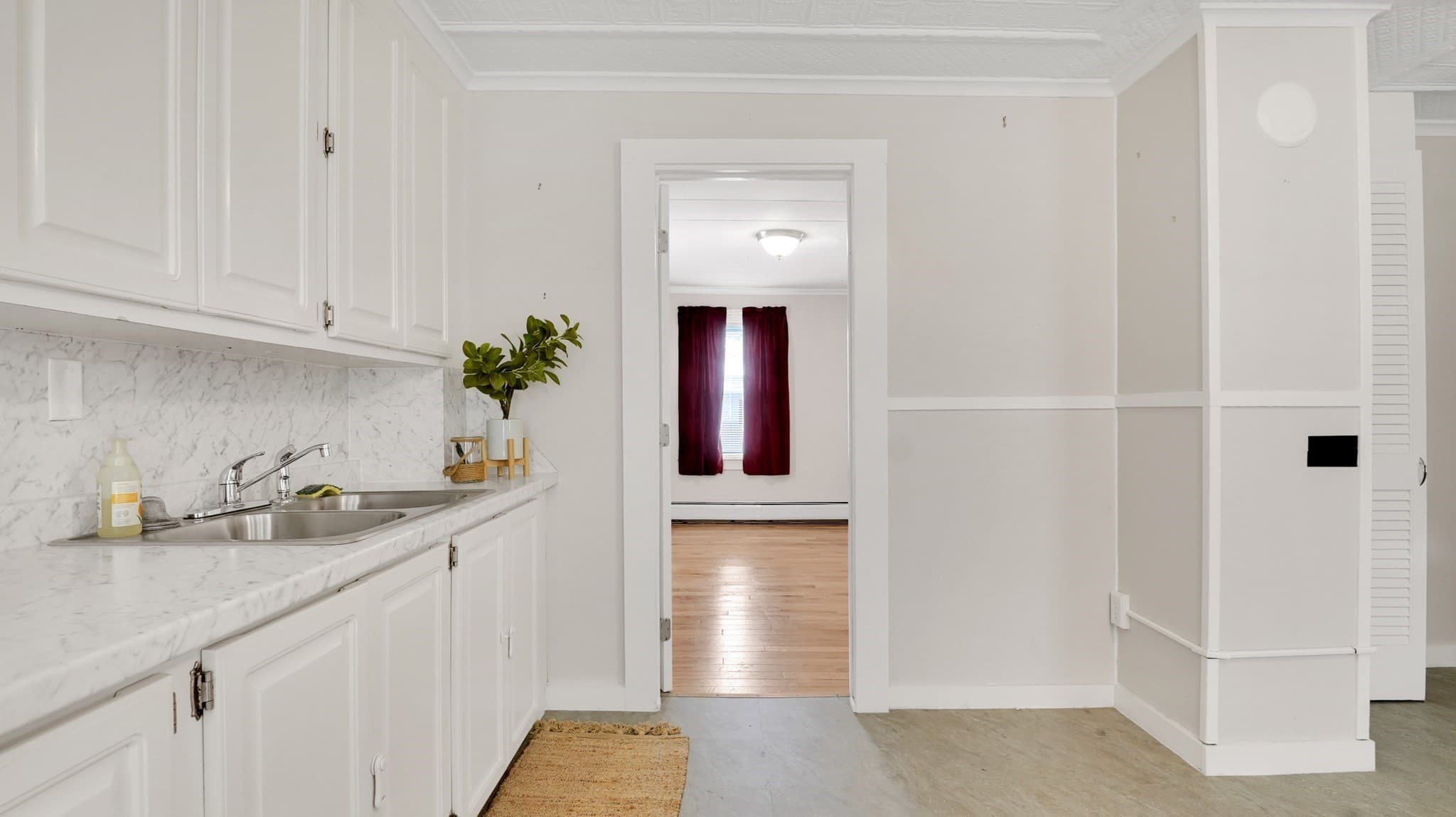 Single Family Residence at 100 Caton Lane, Springfield MA 01151, Springfield, photo 4 of 27