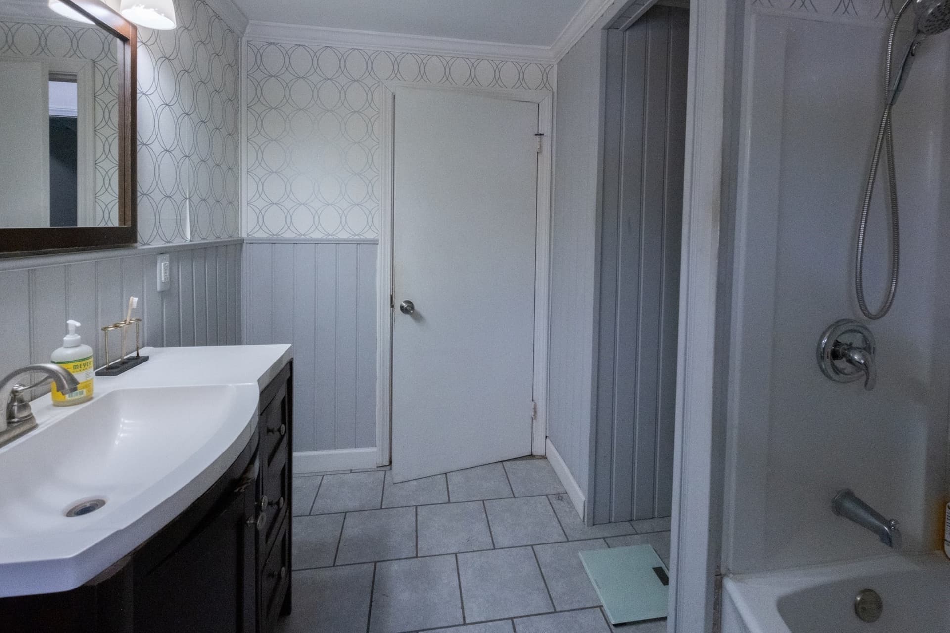 Single Family Residence at 179 Reingold Ave, Fitchburg MA 01420, photo 13 of 40