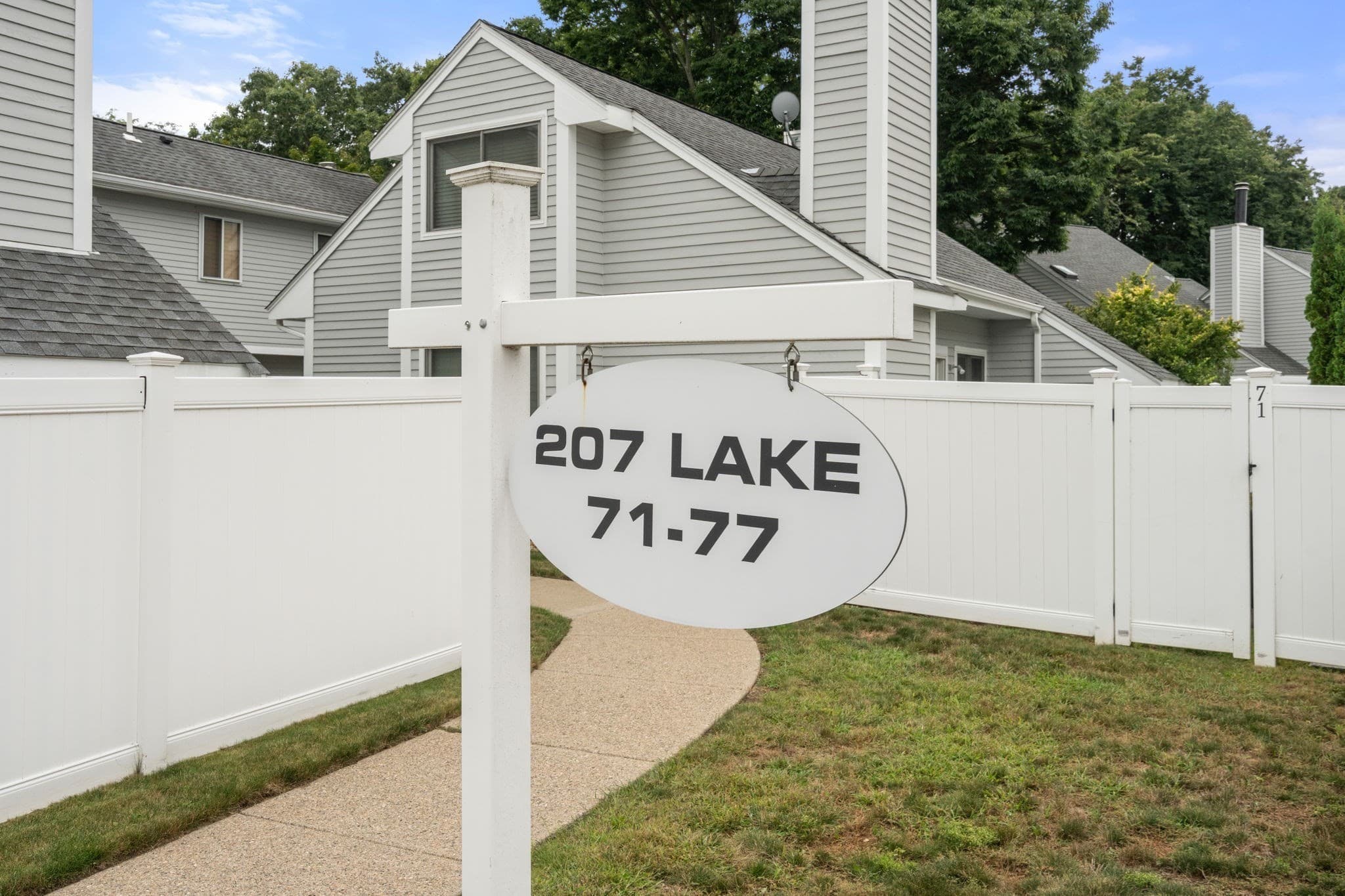 Condominium at 207 Lake St # 77, Weymouth MA 02189, Weymouth, photo 4 of 21