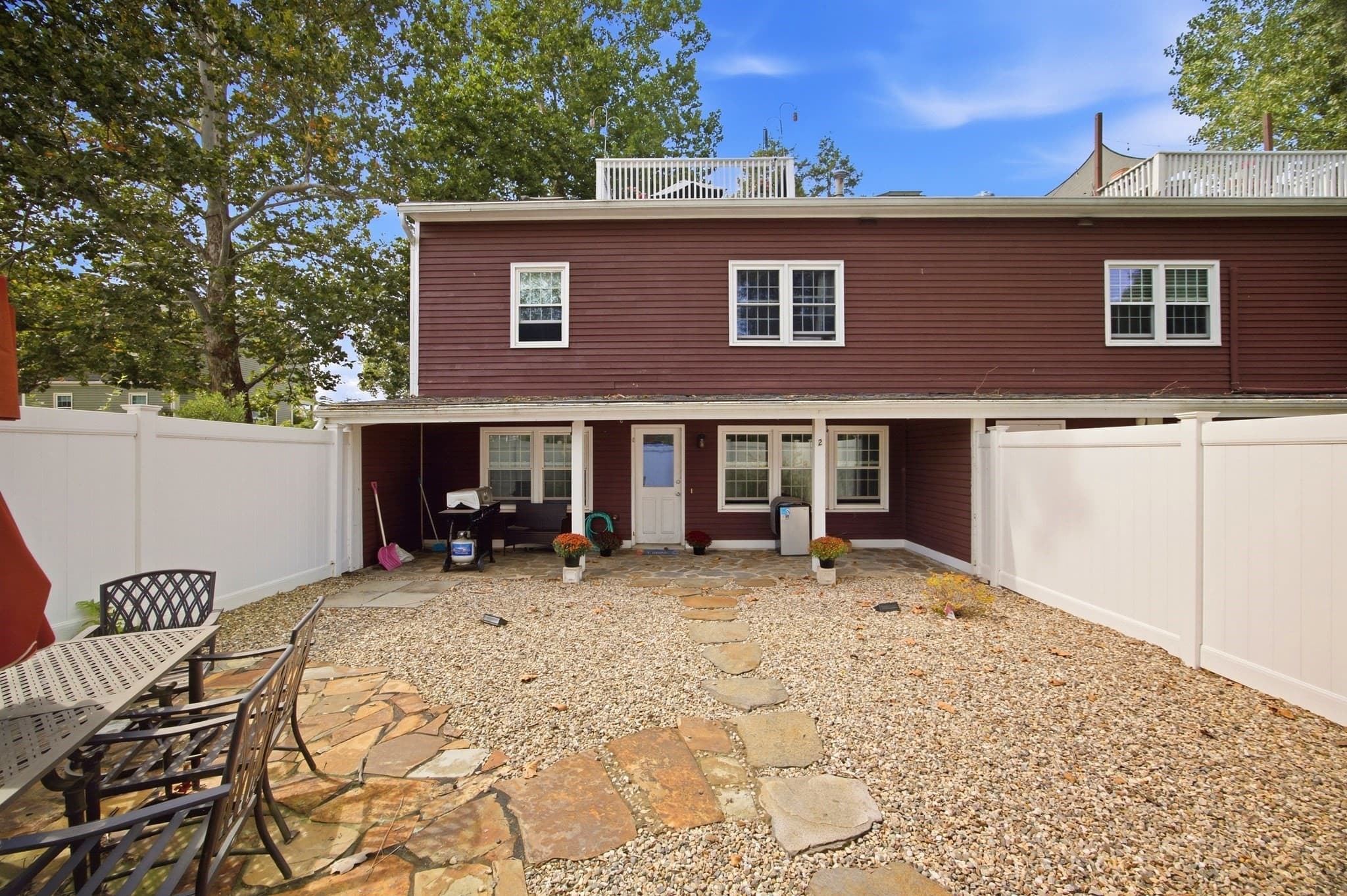 Condominium at 62 Main St # 2, Hatfield MA 01038, Hatfield, photo 2 of 33