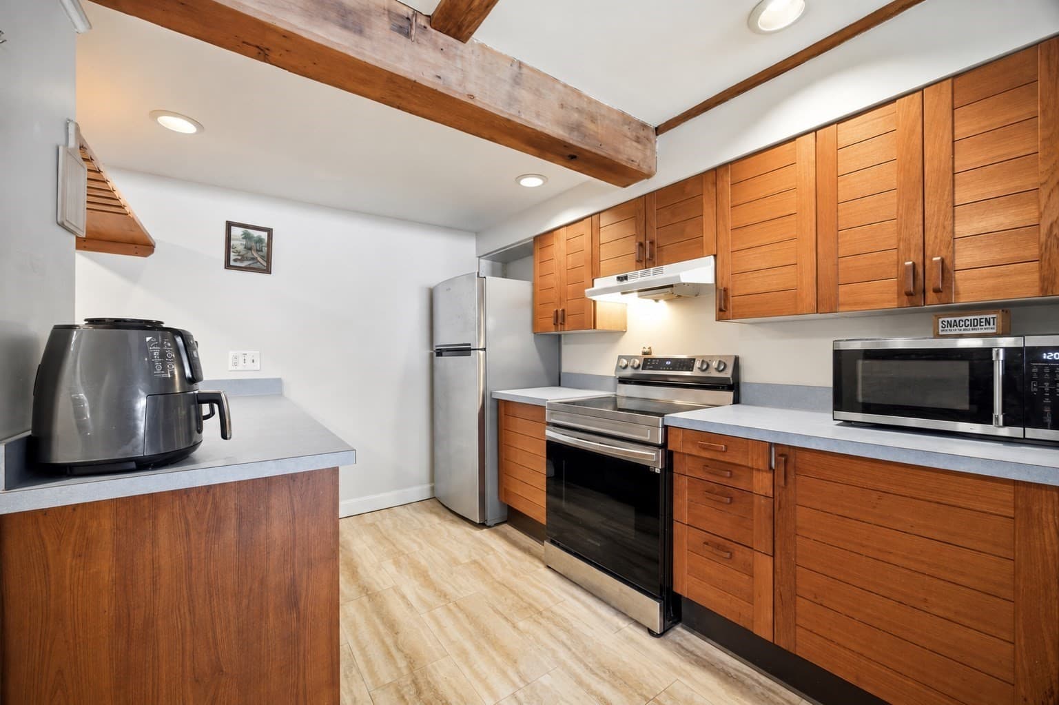 Condominium at 62 Main St # 2, Hatfield MA 01038, Hatfield, photo 17 of 33