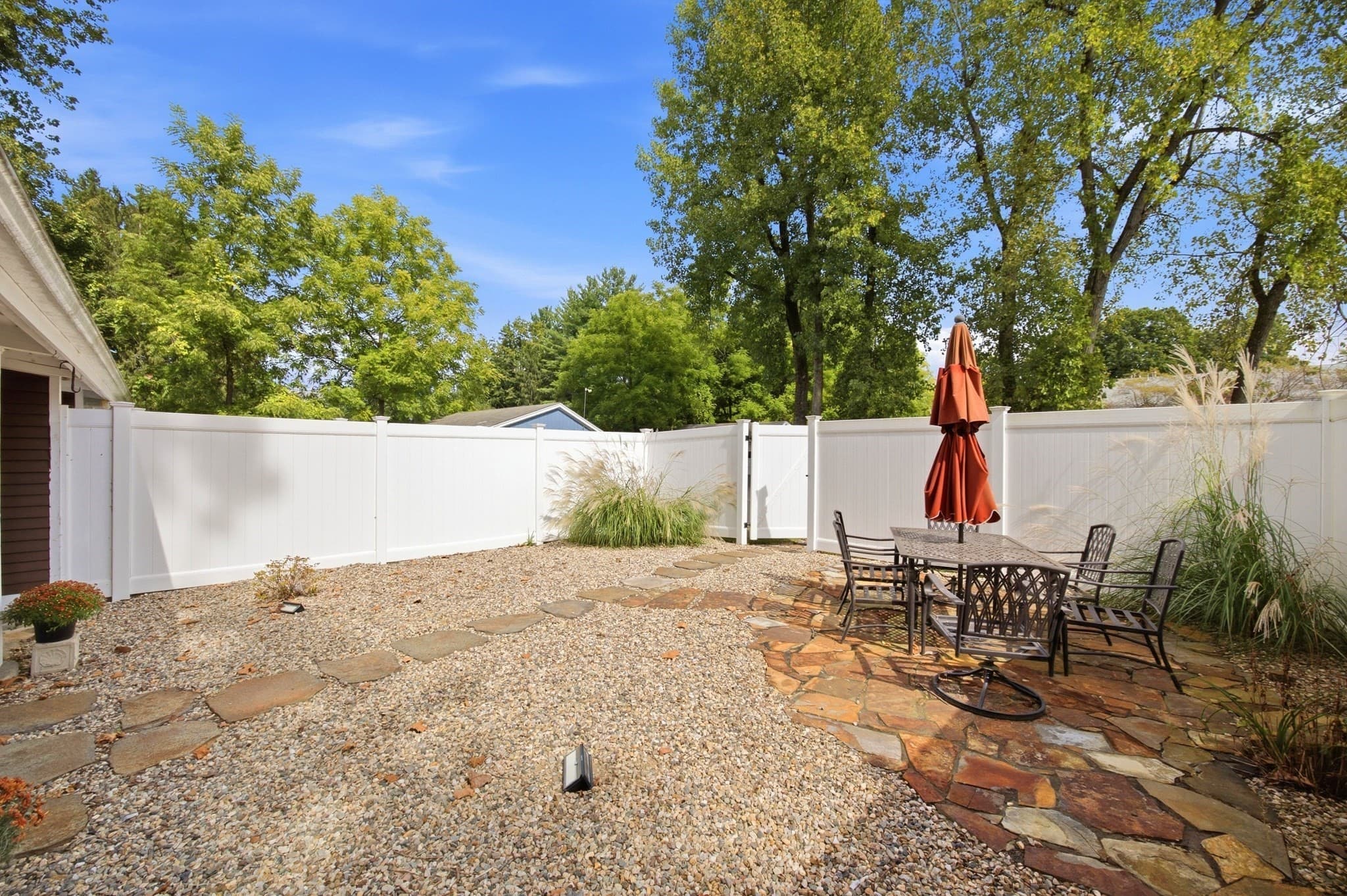 Condominium at 62 Main St # 2, Hatfield MA 01038, Hatfield, photo 3 of 33