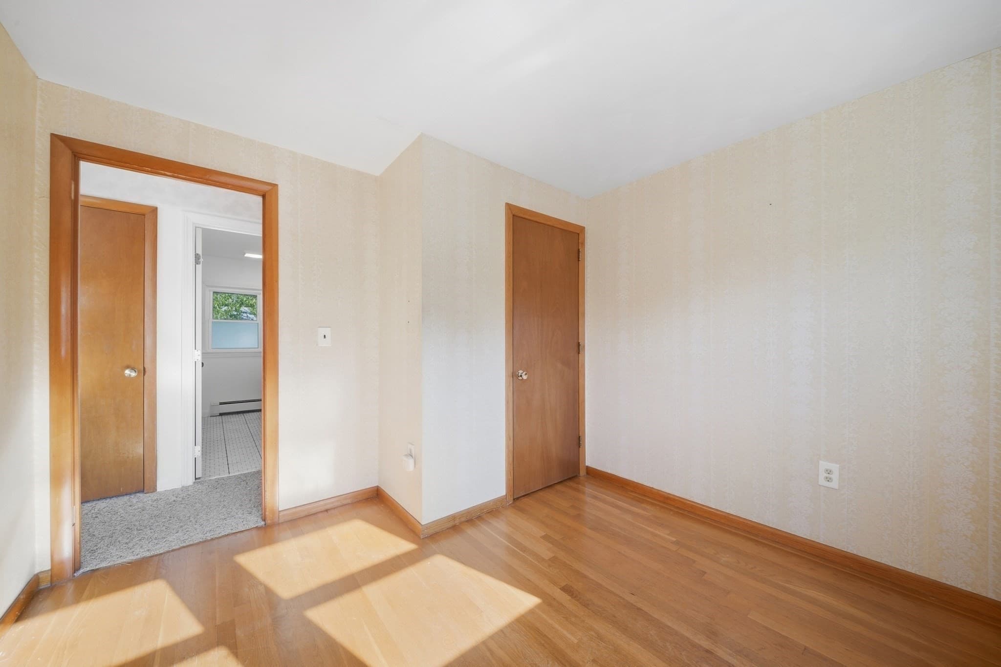 Single Family Residence at 44 Memorial Dr, Methuen MA 01844, Methuen, photo 17 of 37