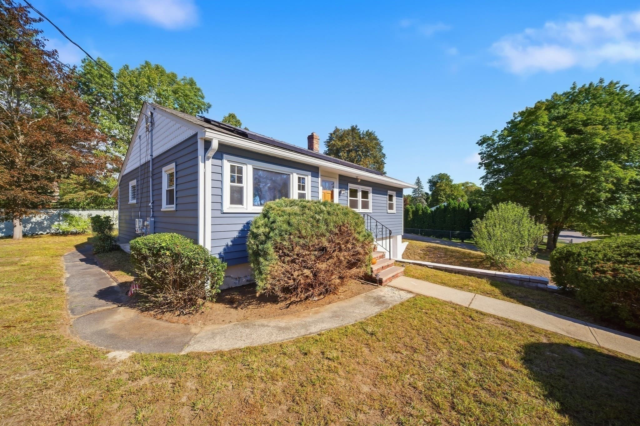 Single Family Residence at 44 Memorial Dr, Methuen MA 01844, Methuen, photo 34 of 37
