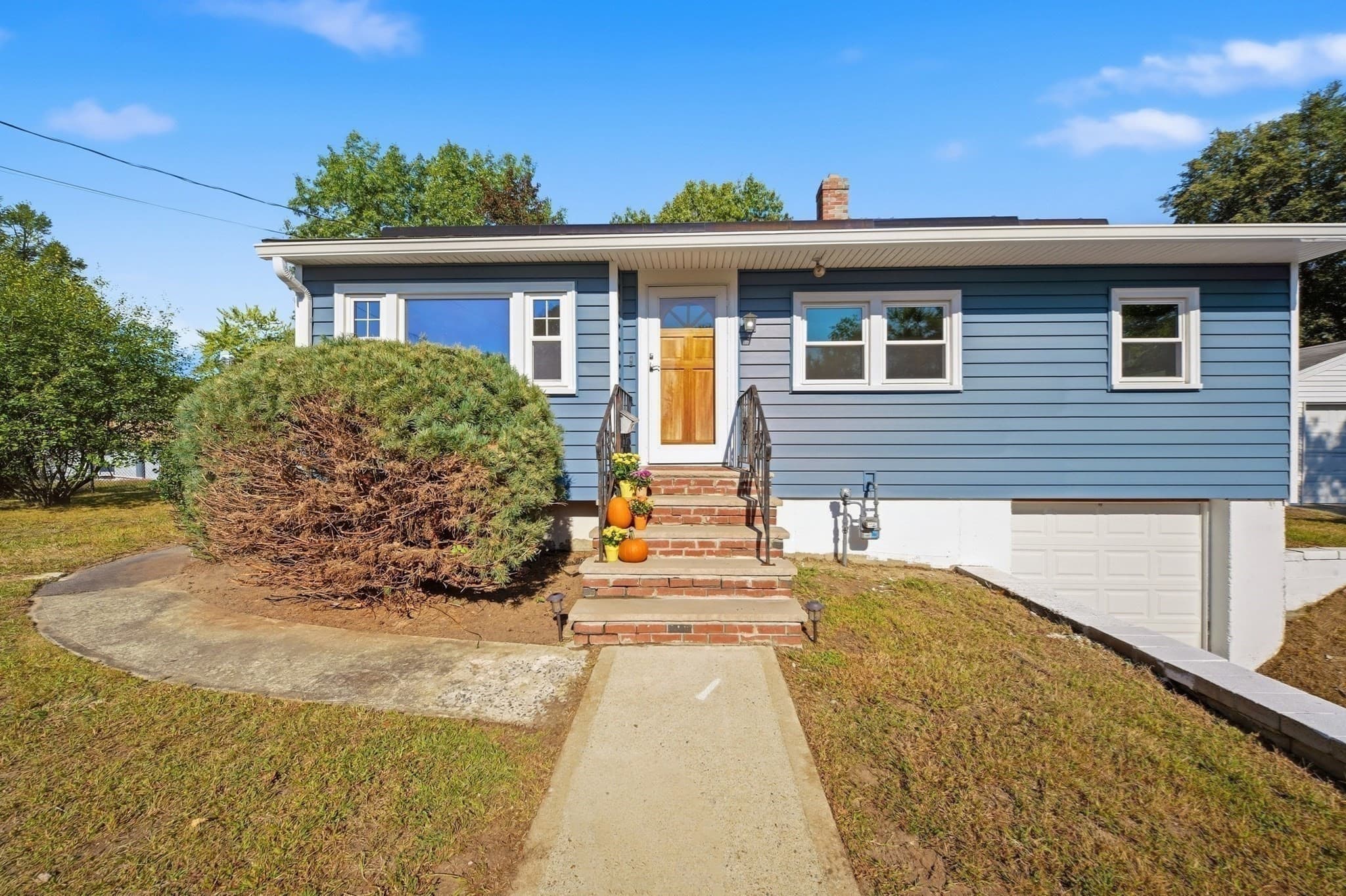 Single Family Residence at 44 Memorial Dr, Methuen MA 01844, Methuen, photo 33 of 37