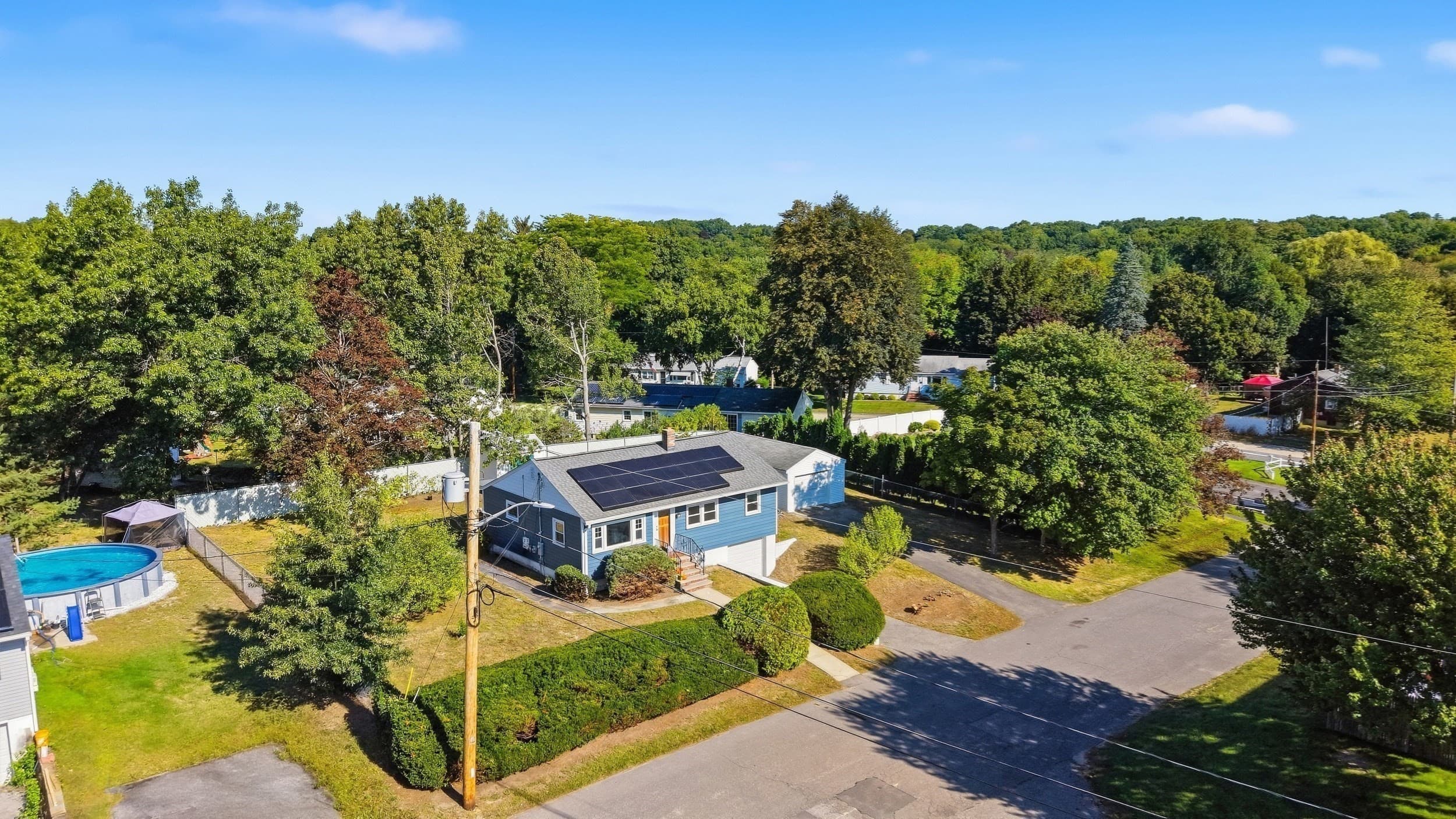 Single Family Residence at 44 Memorial Dr, Methuen MA 01844, Methuen, photo 4 of 37
