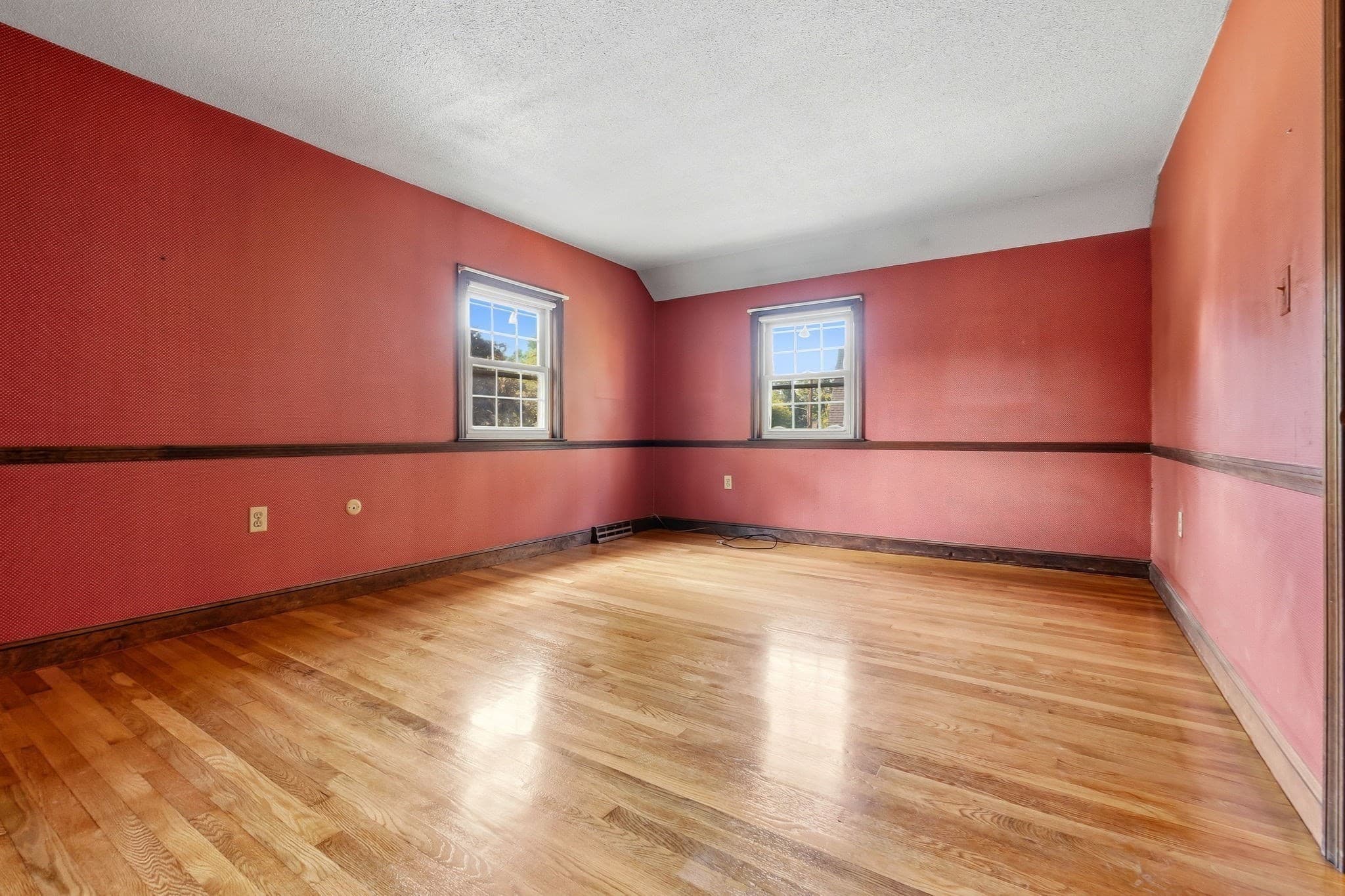 Single Family Residence at 250 E. Lothrop Street, Beverly MA 01915, Beverly, photo 16 of 27