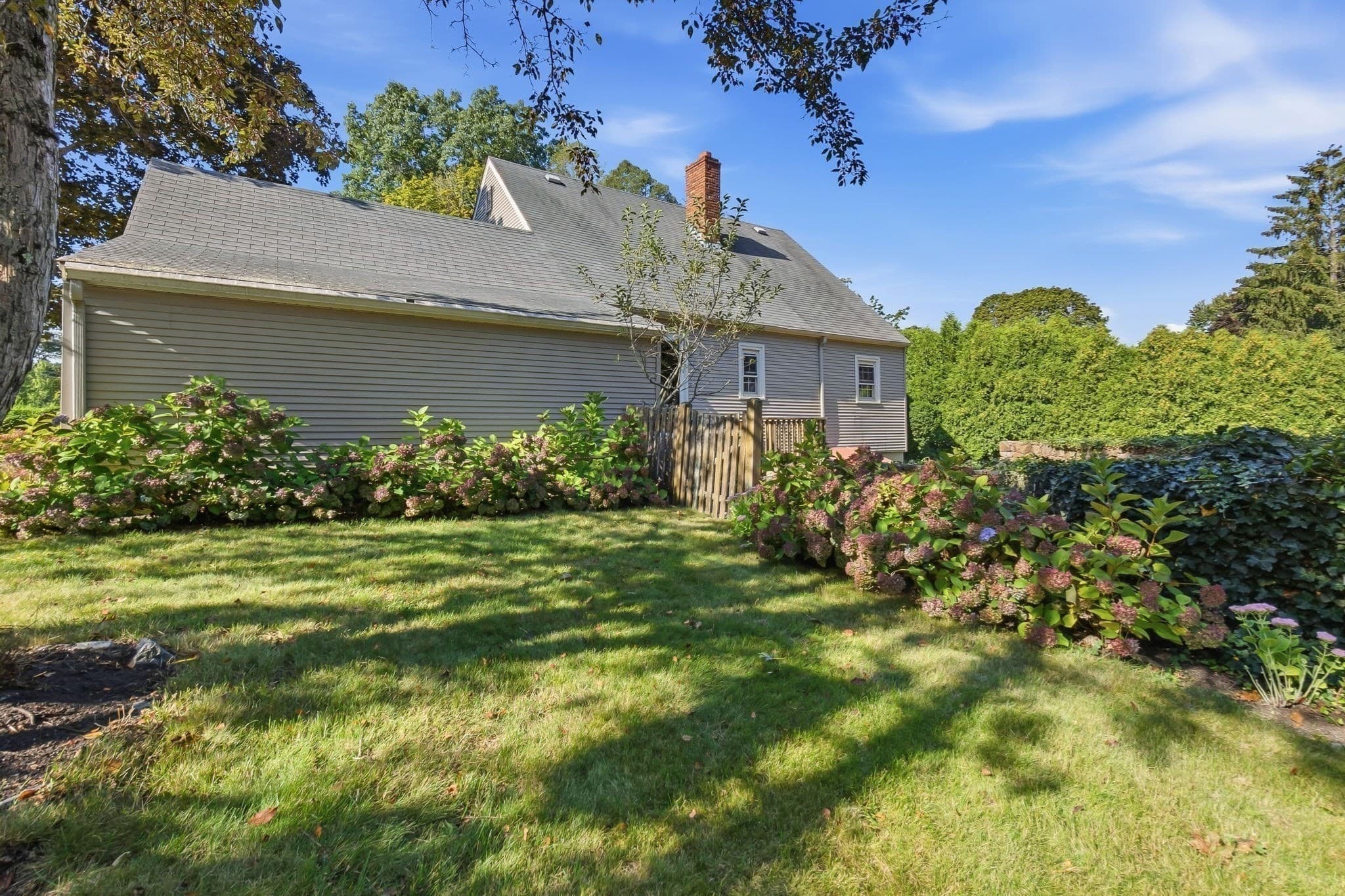 Single Family Residence at 250 E. Lothrop Street, Beverly MA 01915, Beverly, photo 20 of 27