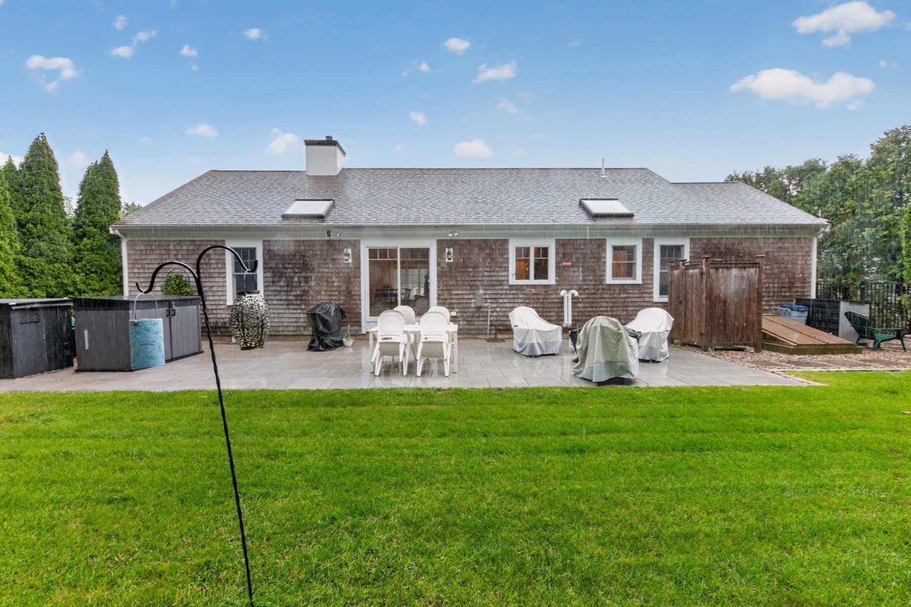 Single Family Residence at 276 Pheasant Hill Cir, Barnstable MA 02635, Barnstable, photo 3 of 39