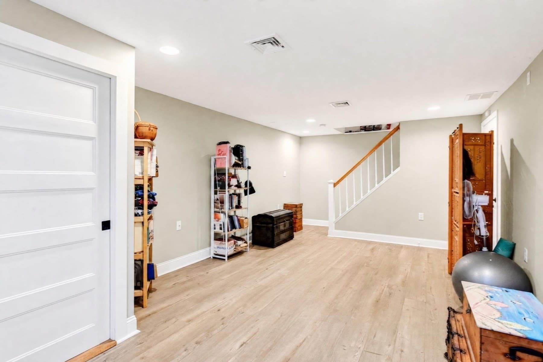 Single Family Residence at 276 Pheasant Hill Cir, Barnstable MA 02635, Barnstable, photo 32 of 39