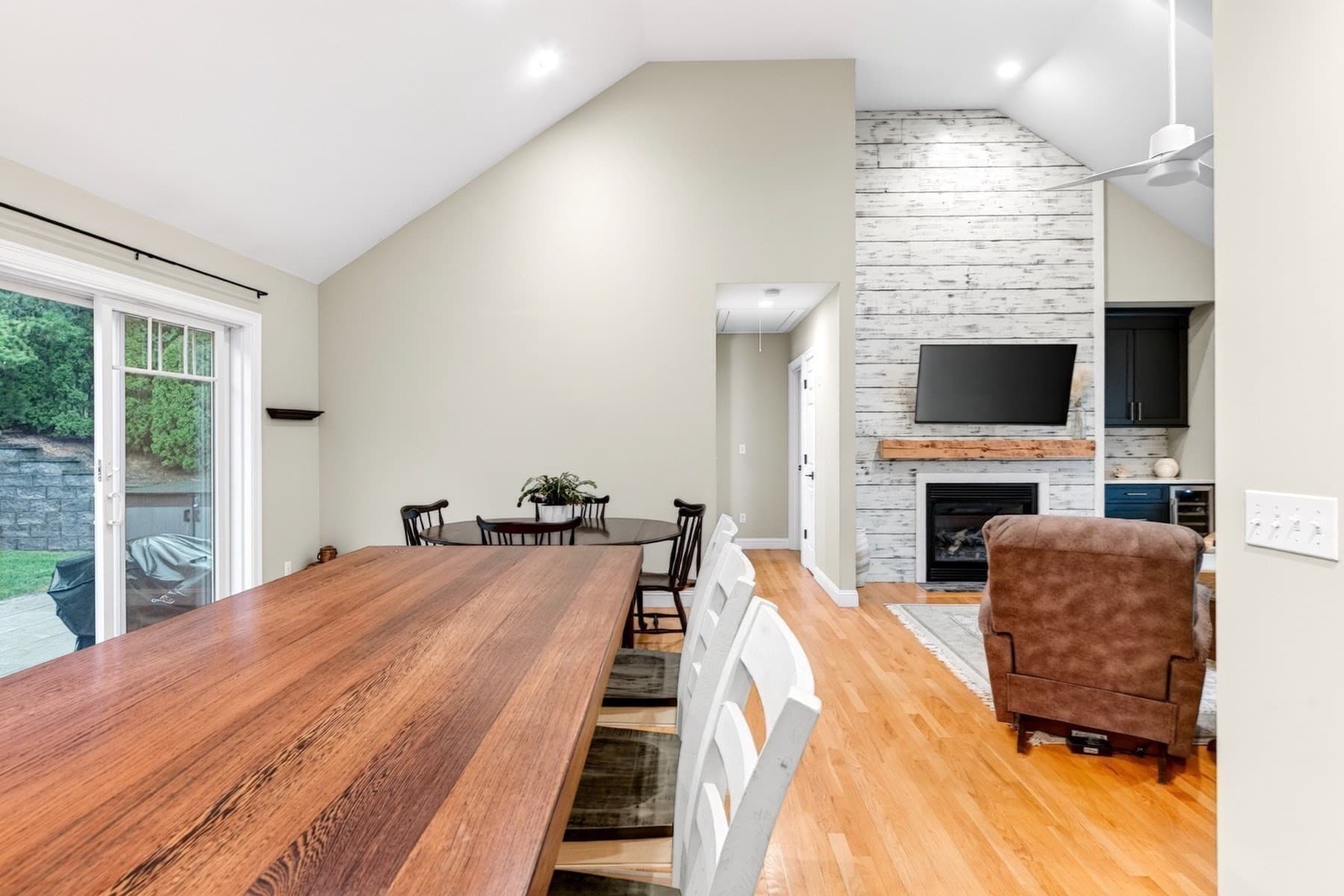 Single Family Residence at 276 Pheasant Hill Cir, Barnstable MA 02635, Barnstable, photo 19 of 39