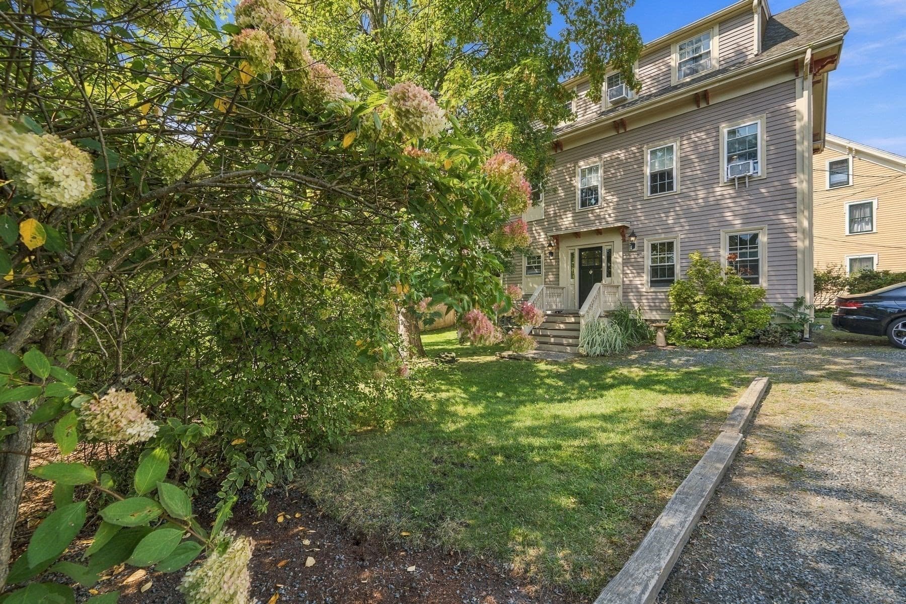 43 Hawkes # 1, Marblehead MA 01945