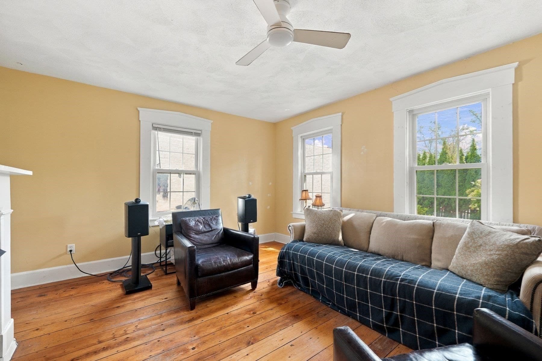 Condominium at 43 Hawkes # 1, Marblehead MA 01945, Marblehead, photo 5 of 20