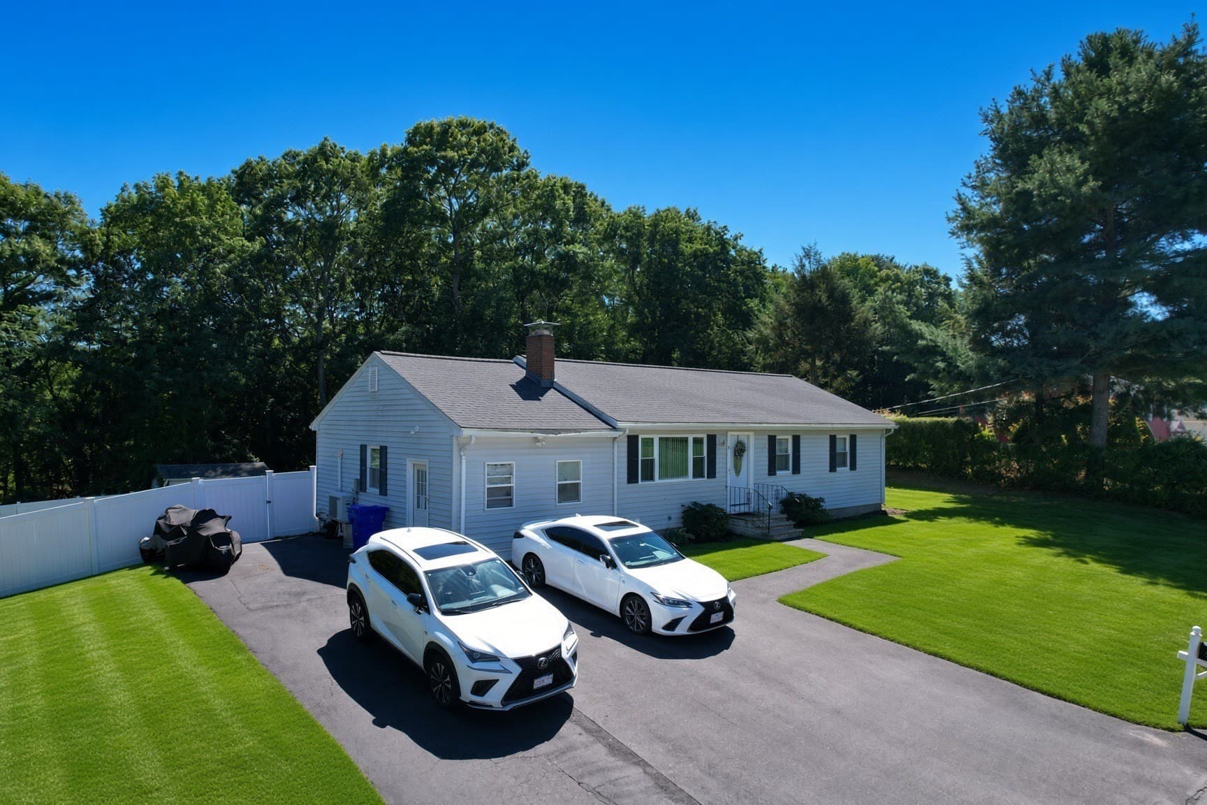 Single Family Residence at 50 Ellen Rd, Taunton MA 02780, Taunton, photo 5 of 38