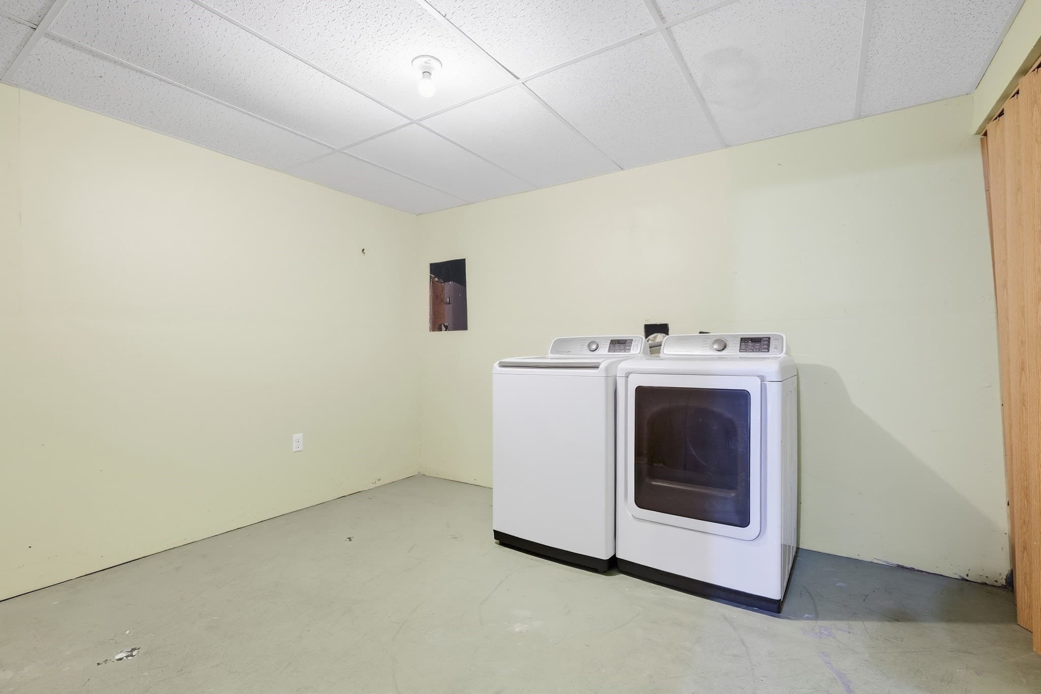 Condominium at 79 Pennacook Dr # 22, Leominster MA 01453, Leominster, photo 26 of 42
