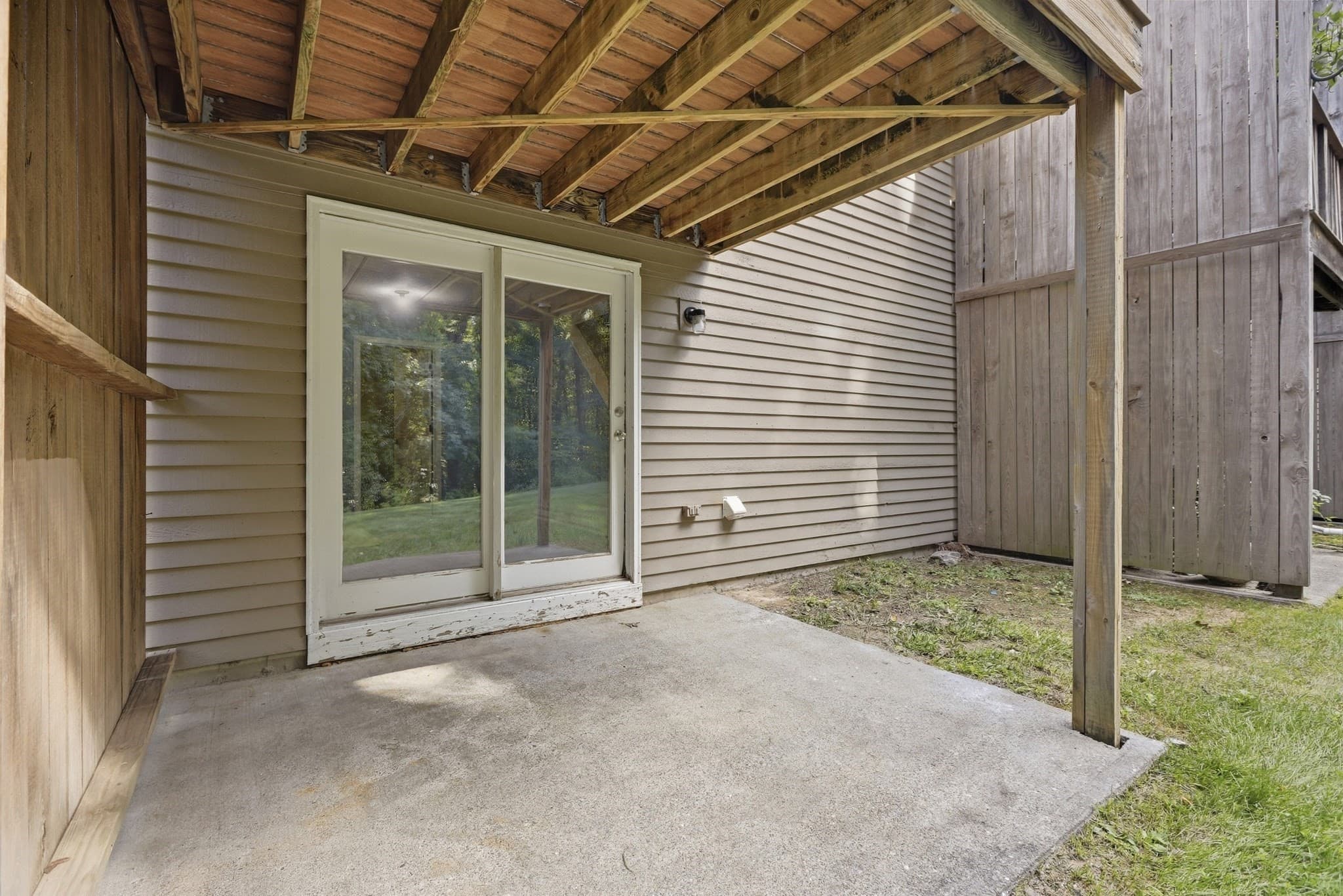 Condominium at 79 Pennacook Dr # 22, Leominster MA 01453, Leominster, photo 31 of 42