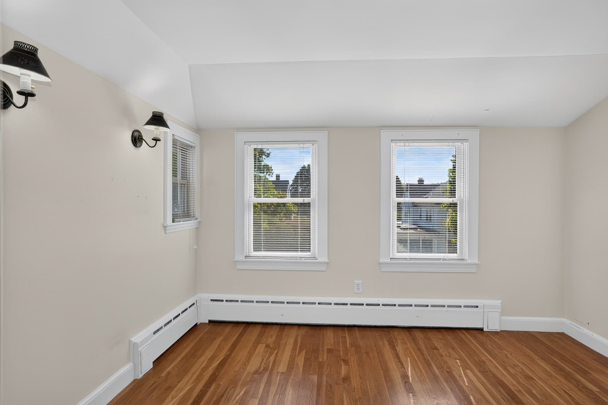 Single Family Residence at 122 Maple Street, Norwood MA 02062, Norwood, photo 27 of 32