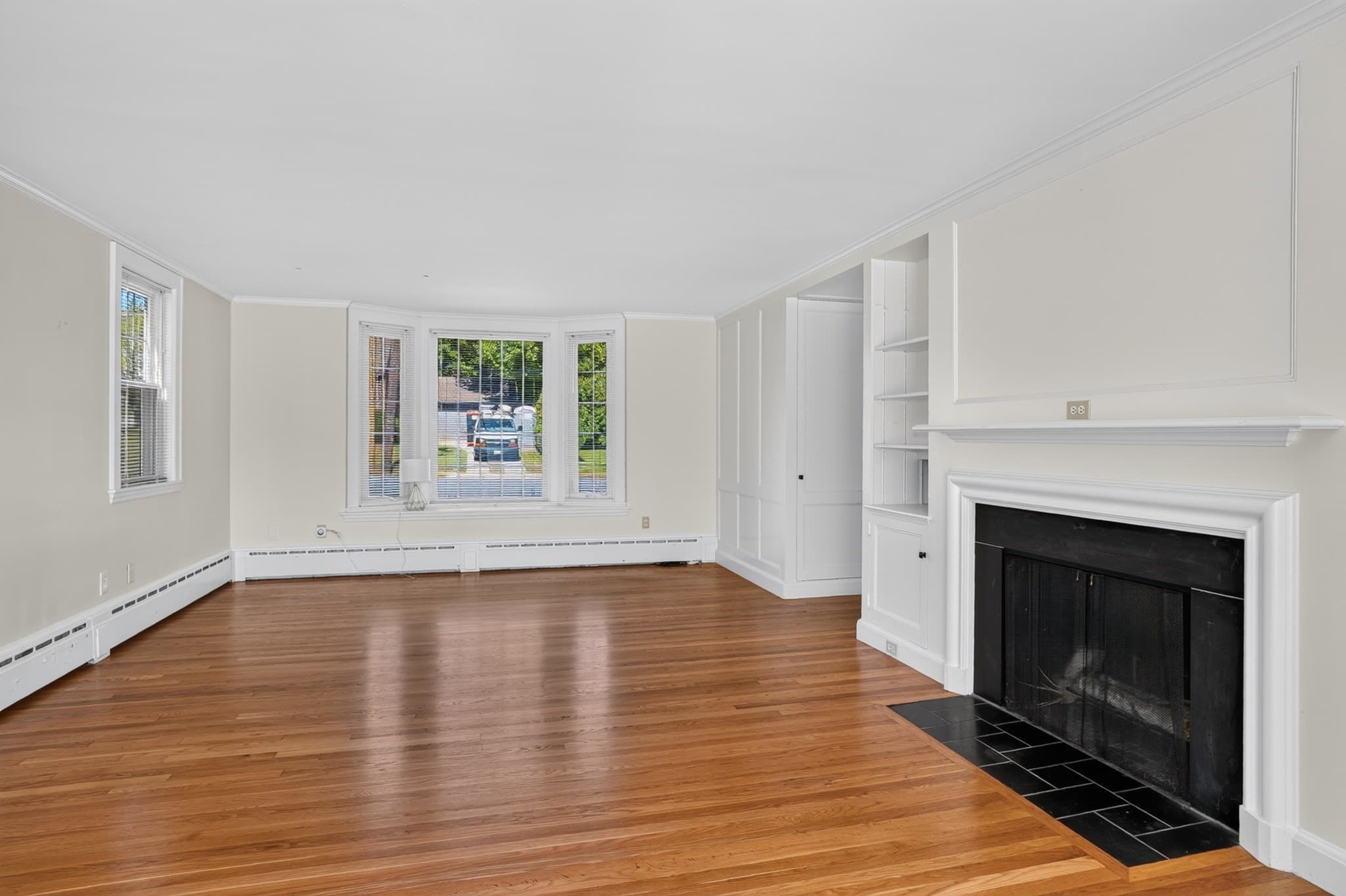 Single Family Residence at 122 Maple Street, Norwood MA 02062, Norwood, photo 13 of 32